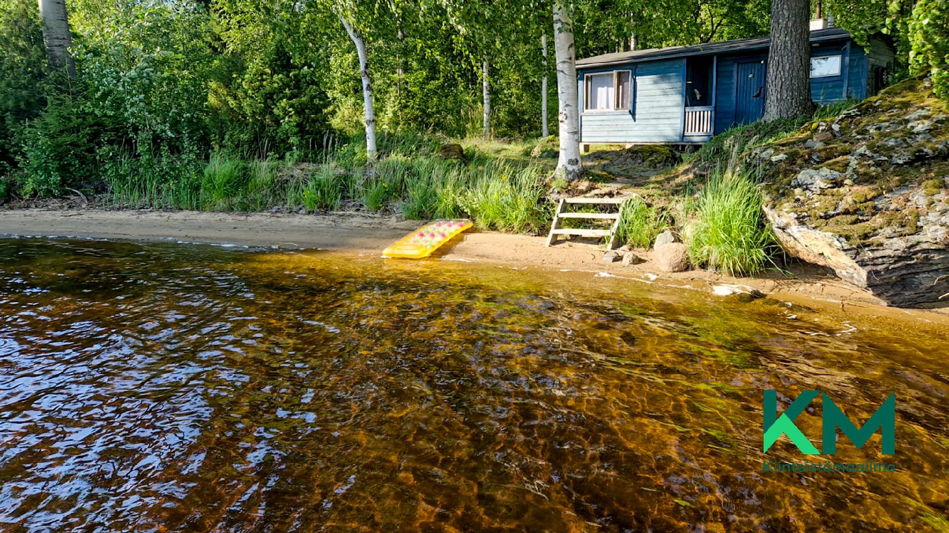 luonnontilainen hiekkaranta