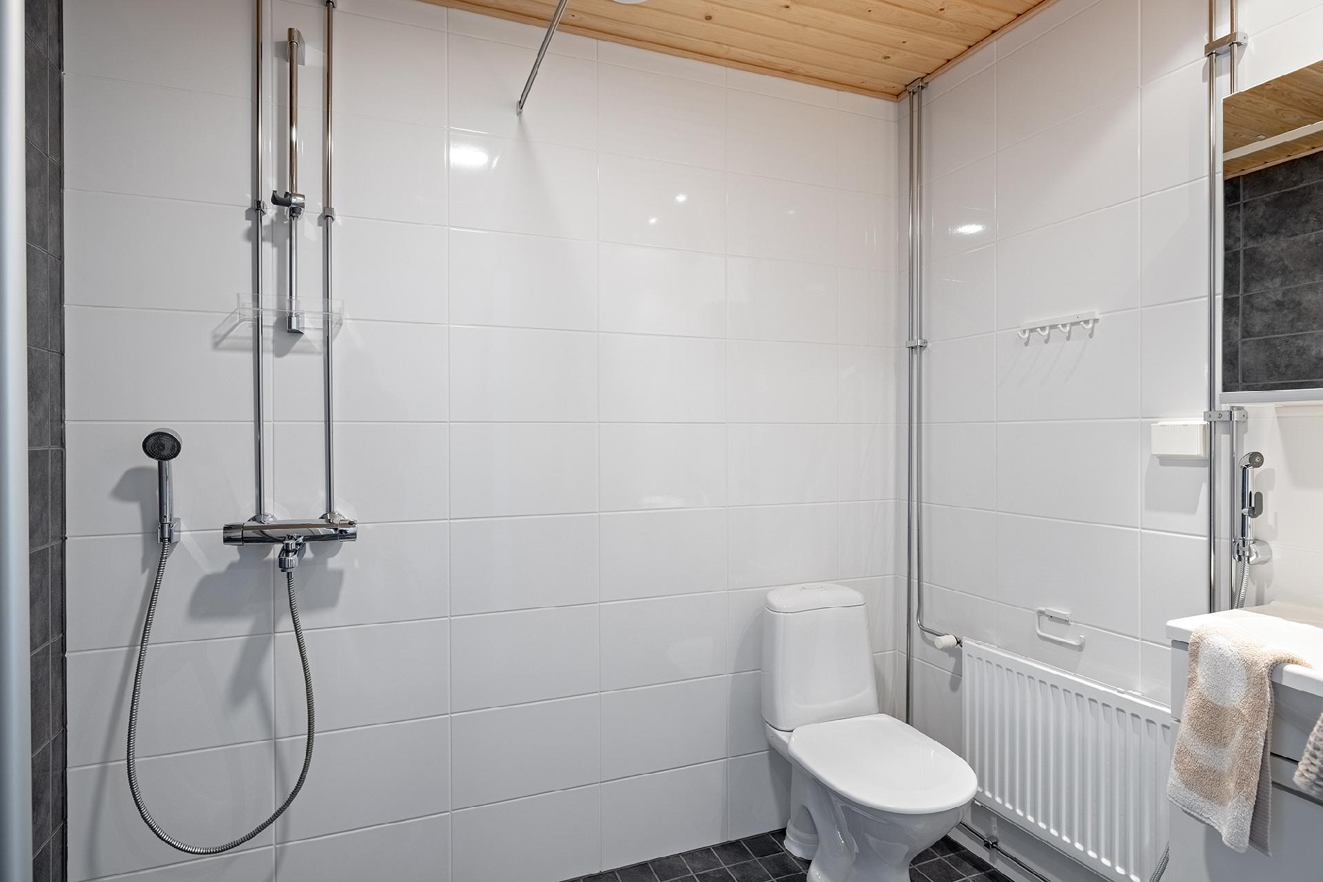 Kauppalinnankatu 1, Linnanmaa, Oulu