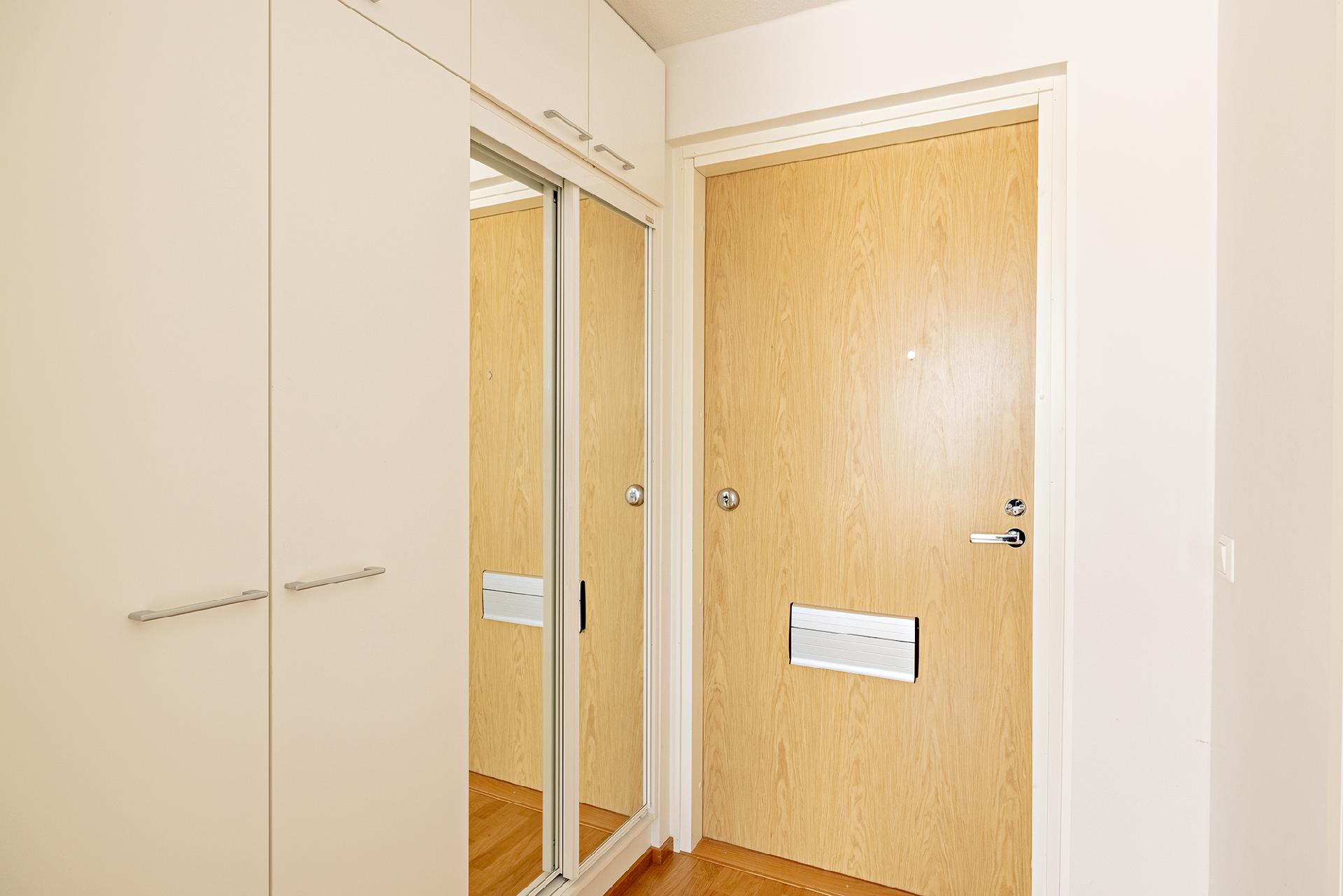 Kauppalinnankatu 1, Linnanmaa, Oulu