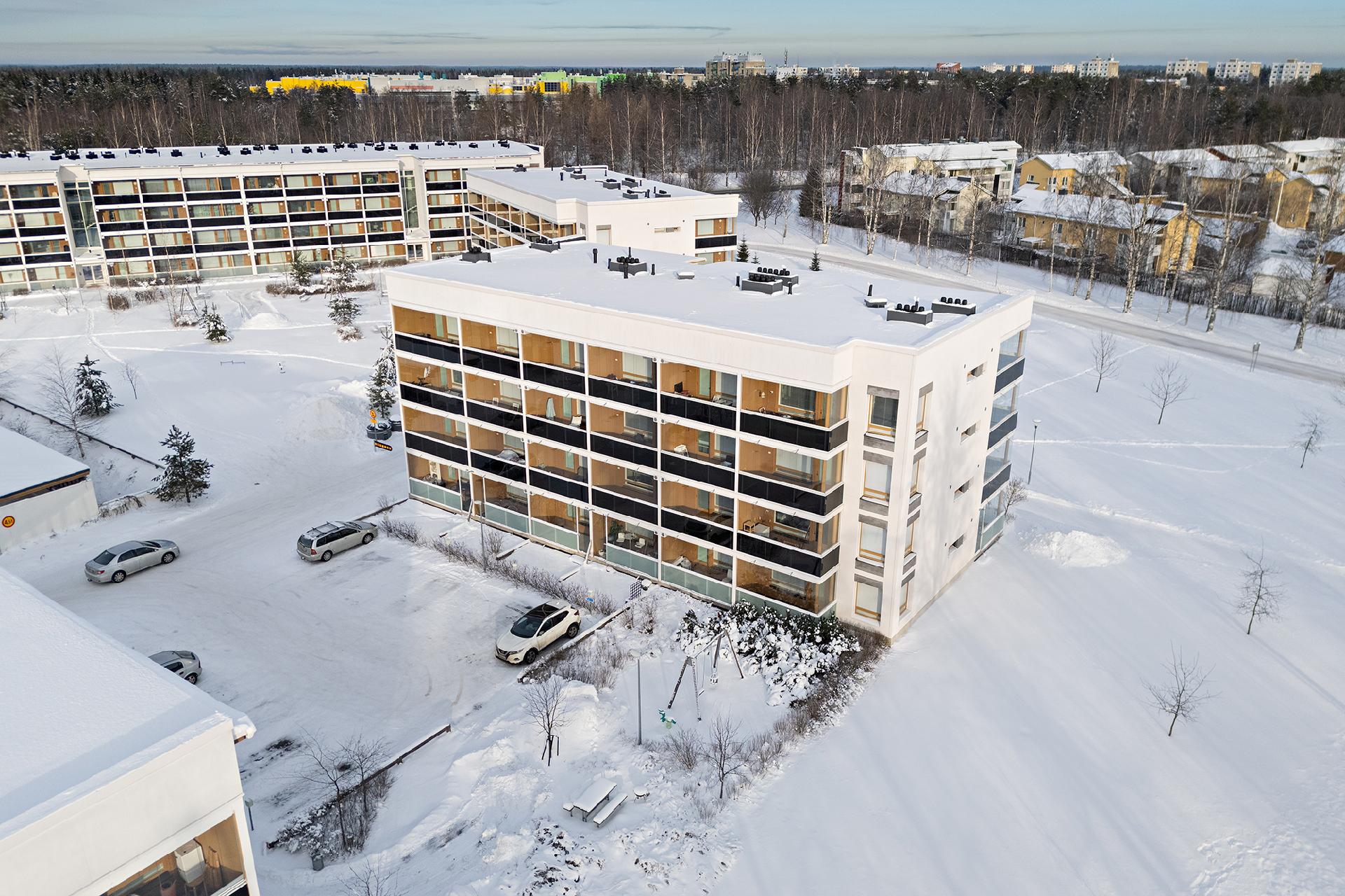 Kauppalinnankatu 1, Linnanmaa, Oulu