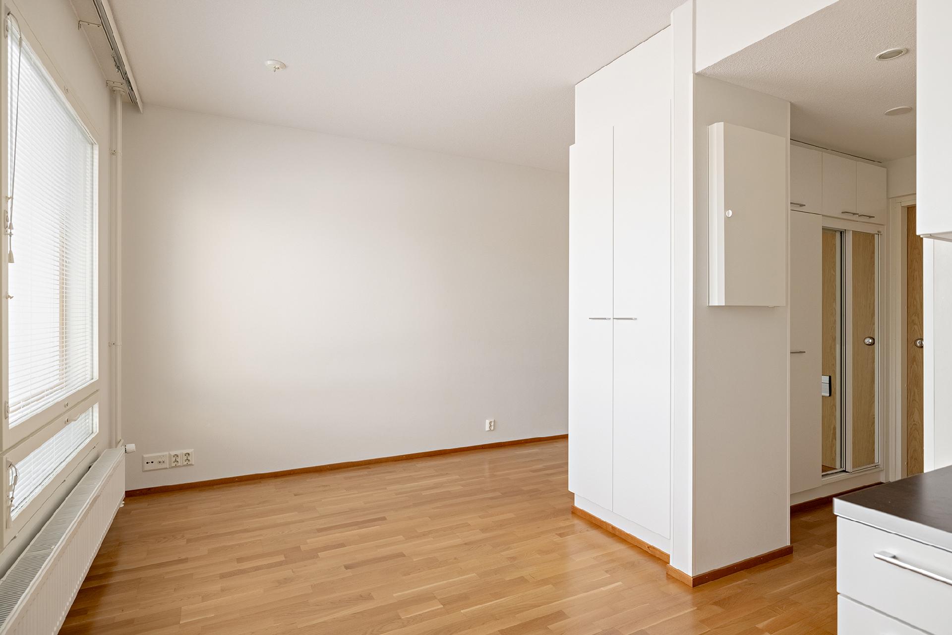 Kauppalinnankatu 1, Linnanmaa, Oulu