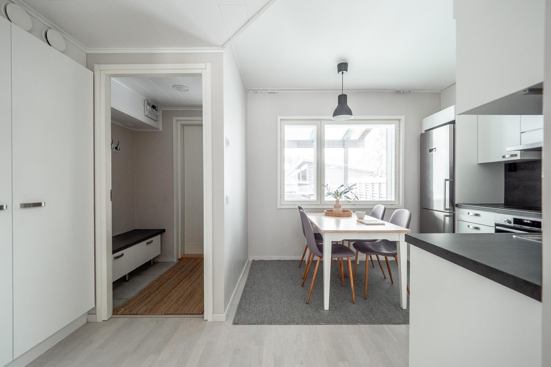 Luotolaisentie 12, Oinaansuo, Oulu