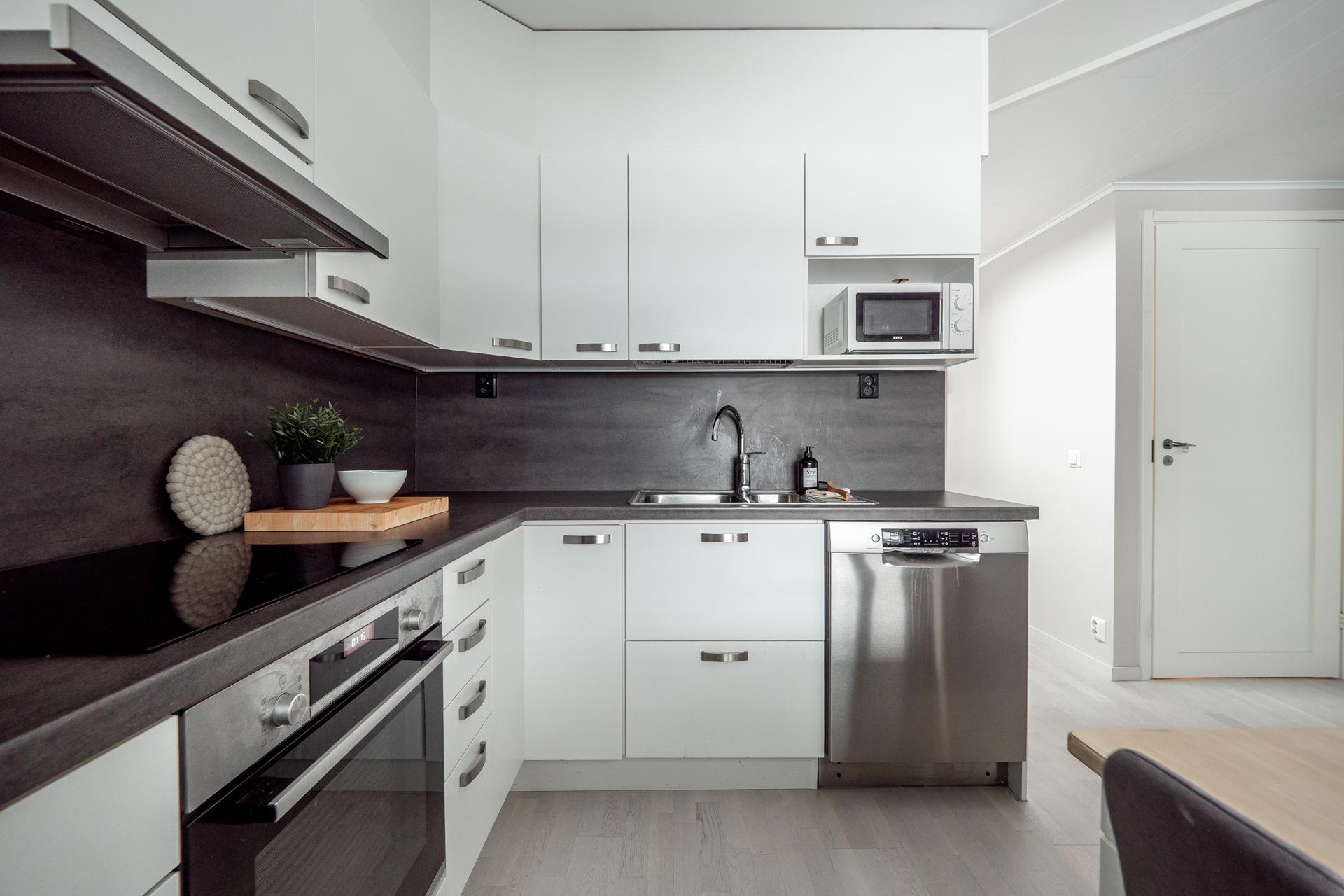 Luotolaisentie 12, Oinaansuo, Oulu