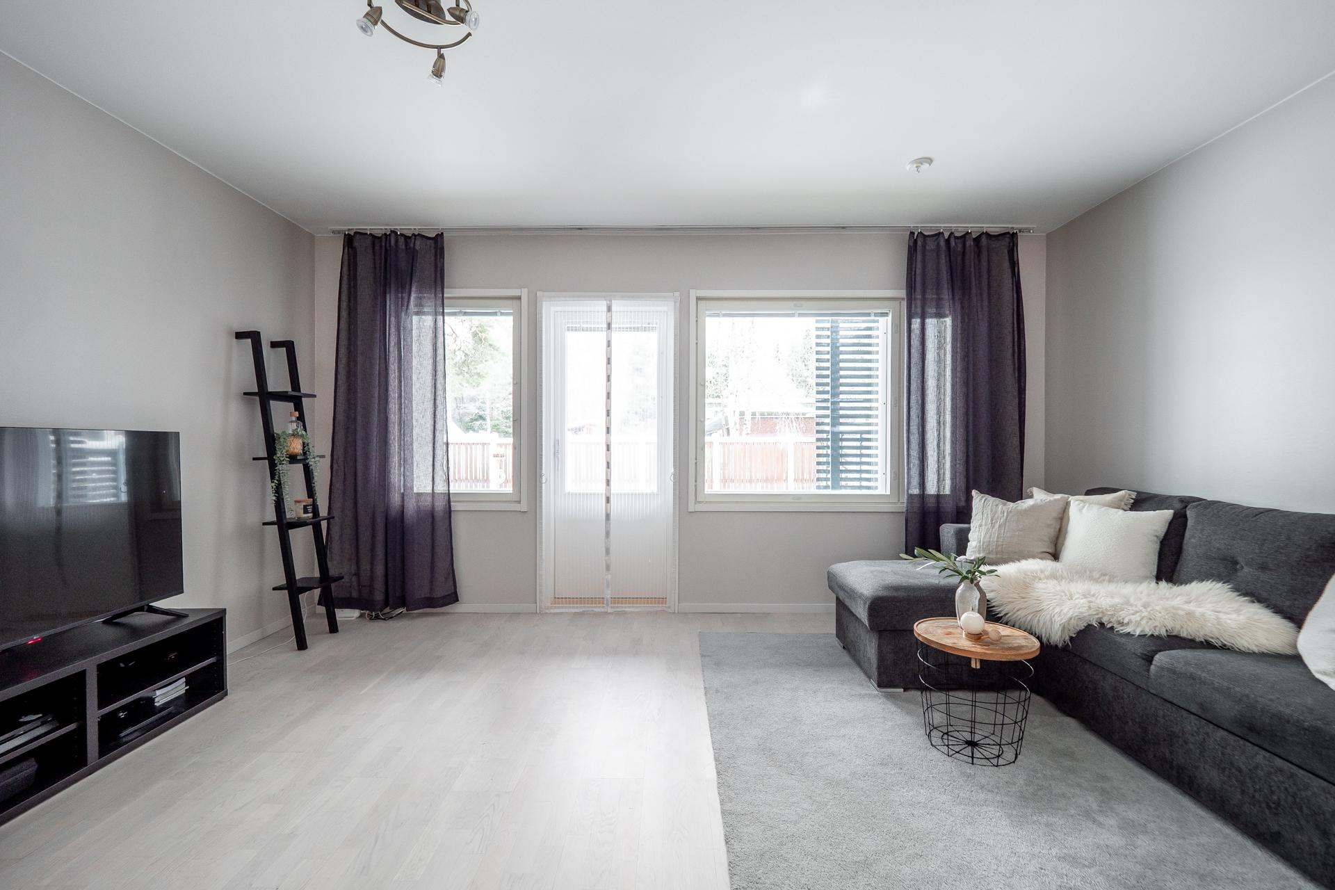 Luotolaisentie 12, Oinaansuo, Oulu