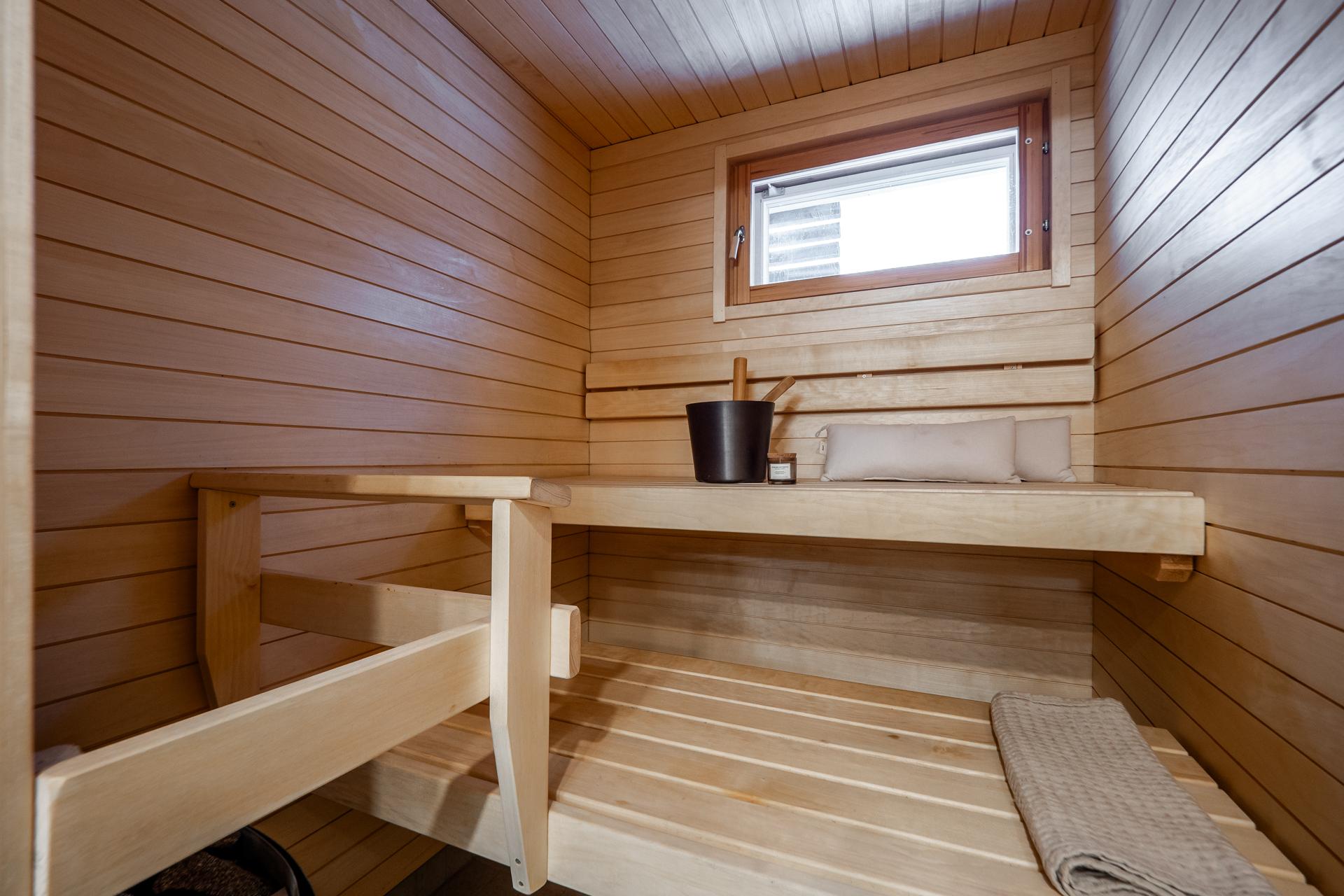 Luotolaisentie 12, Oinaansuo, Oulu