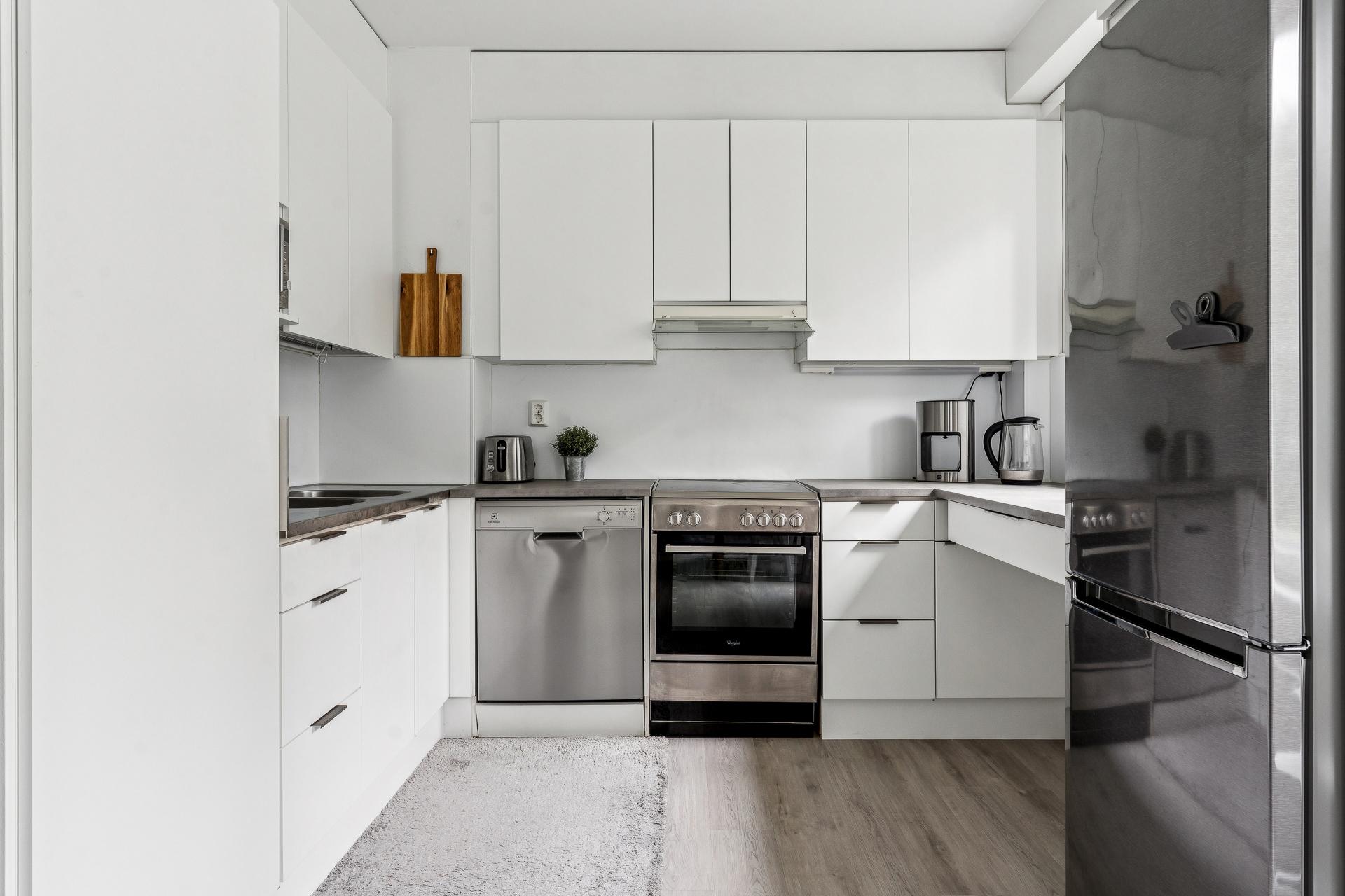 Aurinkolahden puistotie 4, Aurinkolahti, Helsinki