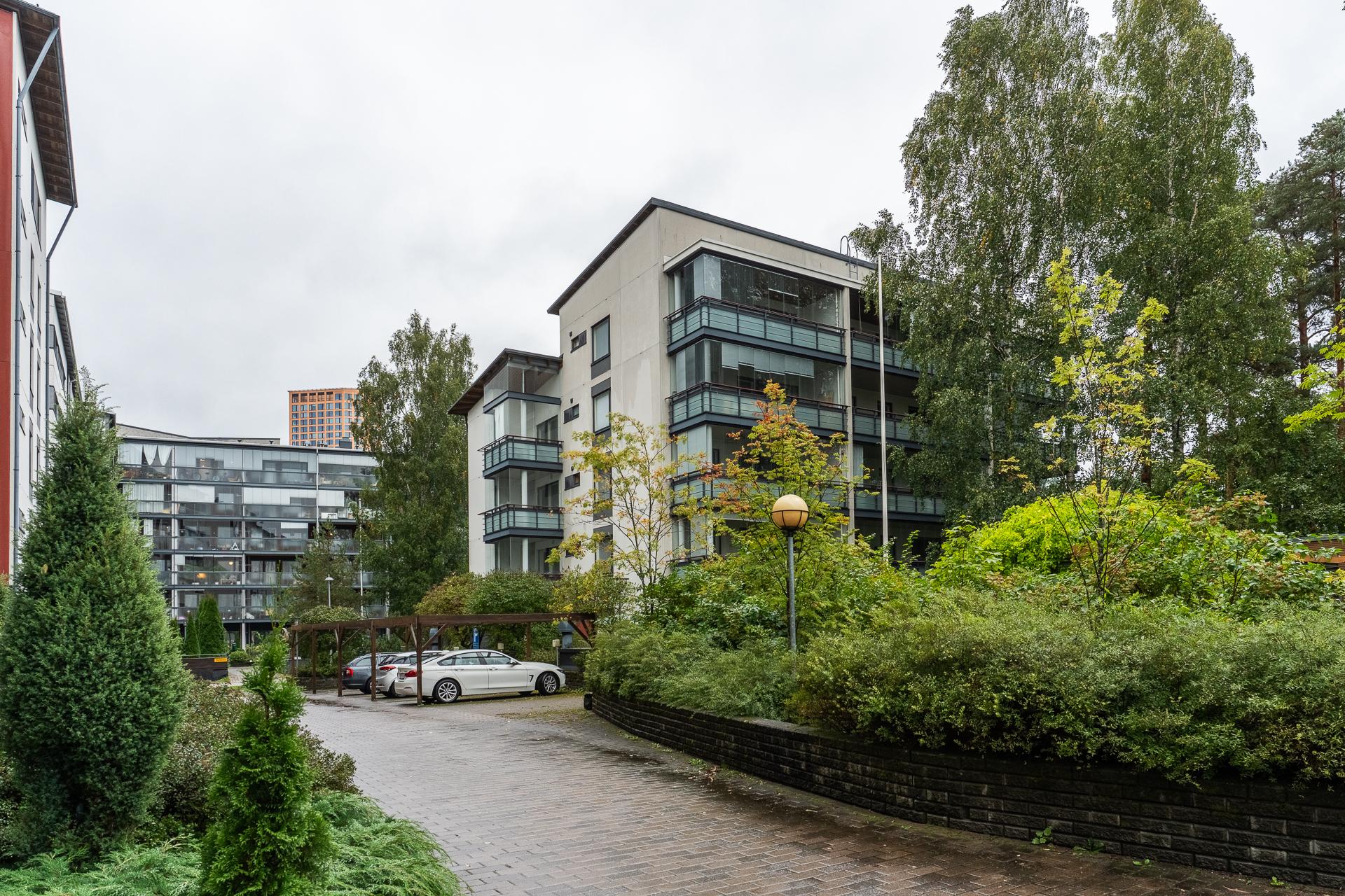 Aurinkolahden puistotie 4, Aurinkolahti, Helsinki