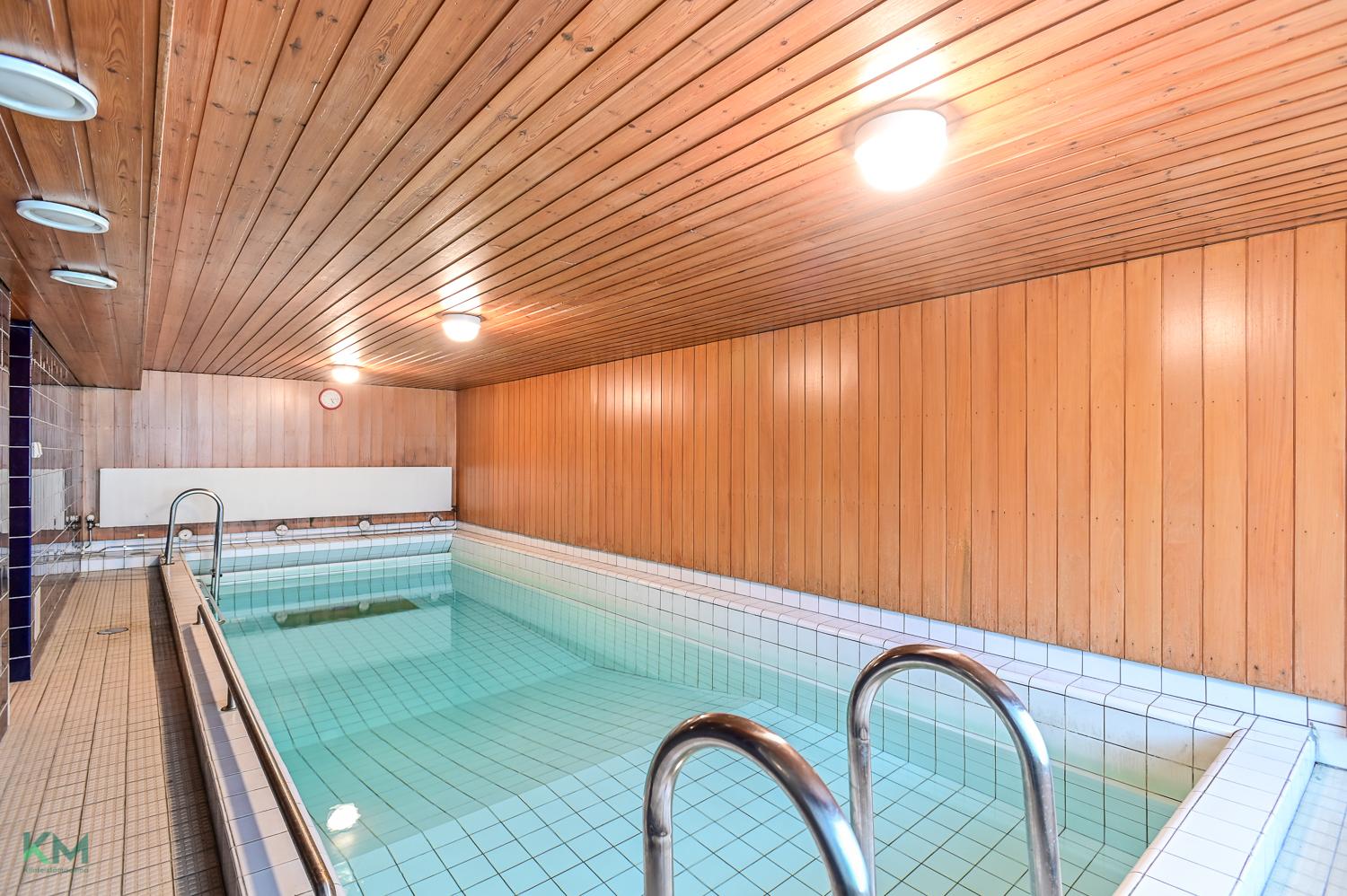 Taloyhtiön uima-allas