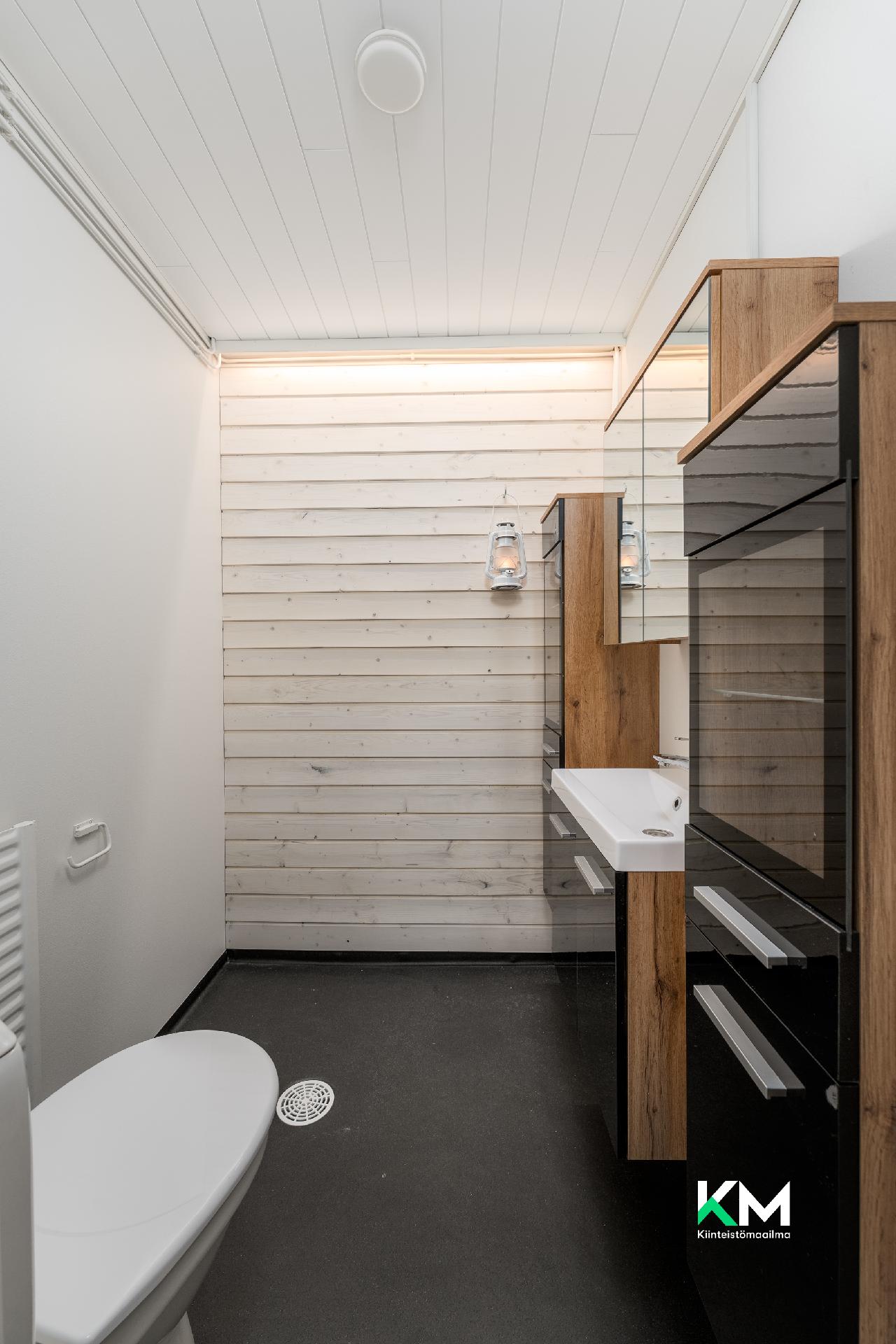 Hakatie 8, Tervaholma, Kokkola