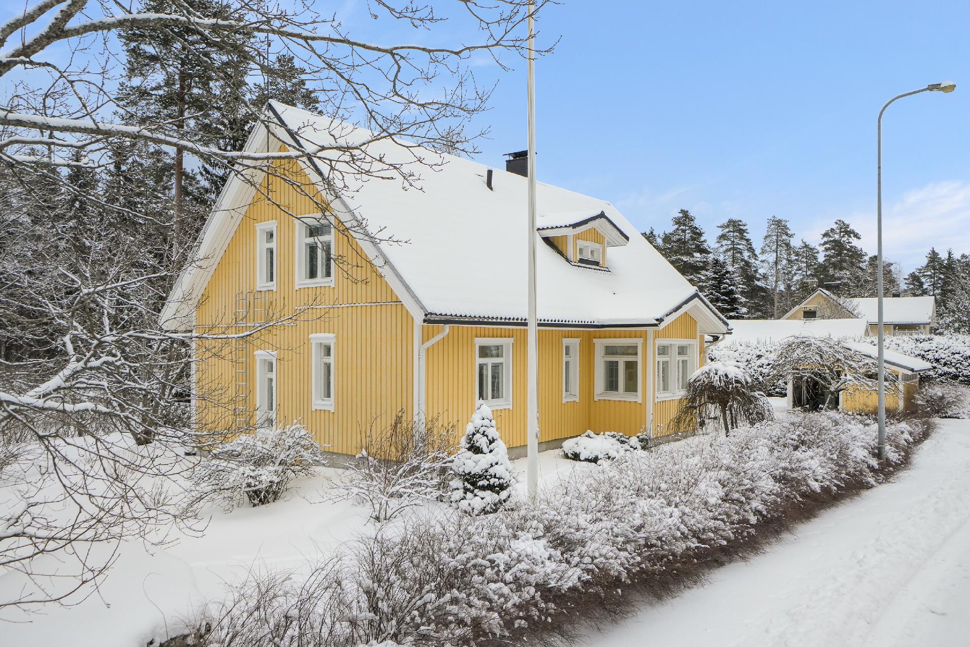 Ryhdikäs ja hyvin hoidettu asuinrakennus on kuntotarkastettu 2025