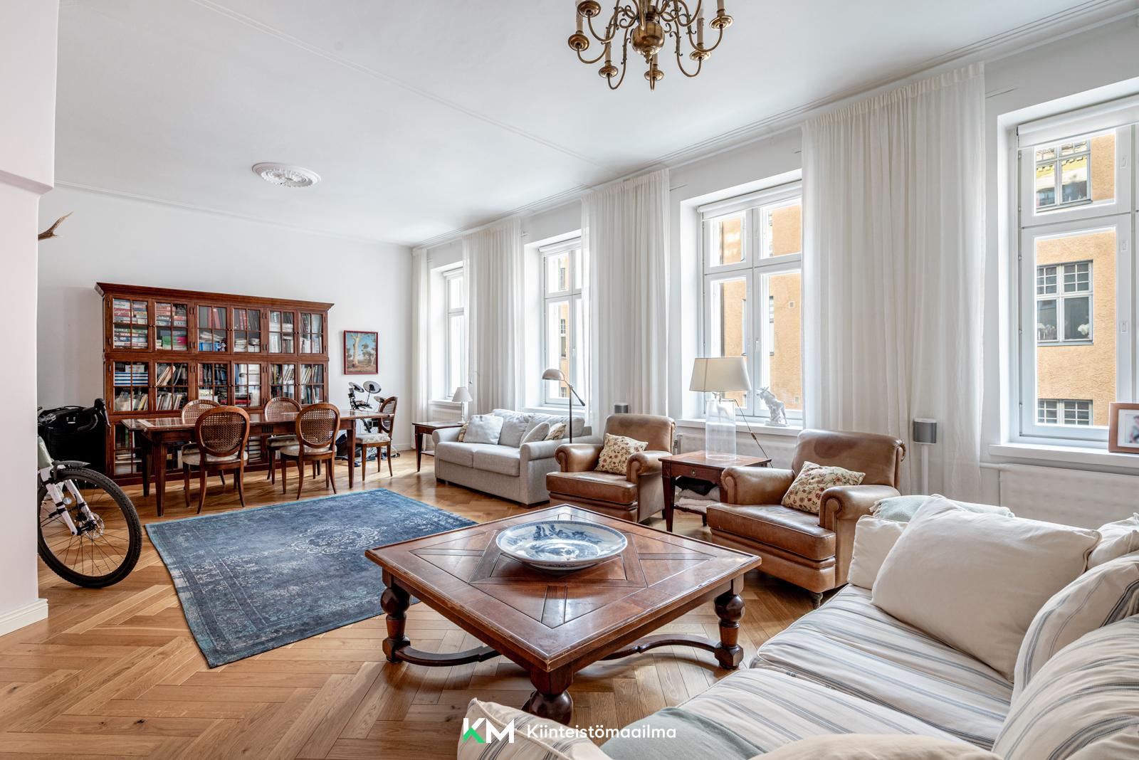 Vironkatu 11, Kruununhaka, Helsinki