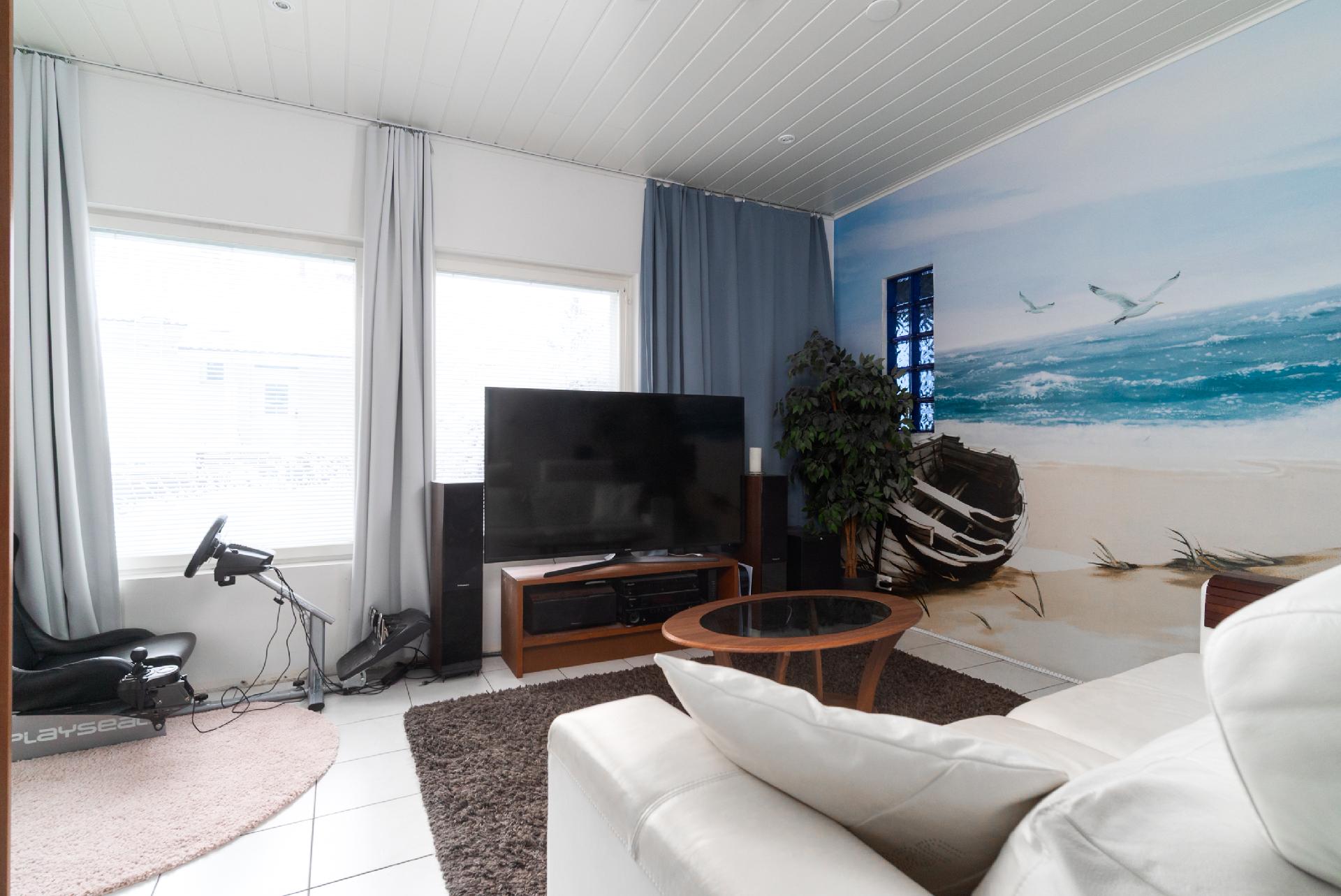 Alakerta oleskelutila