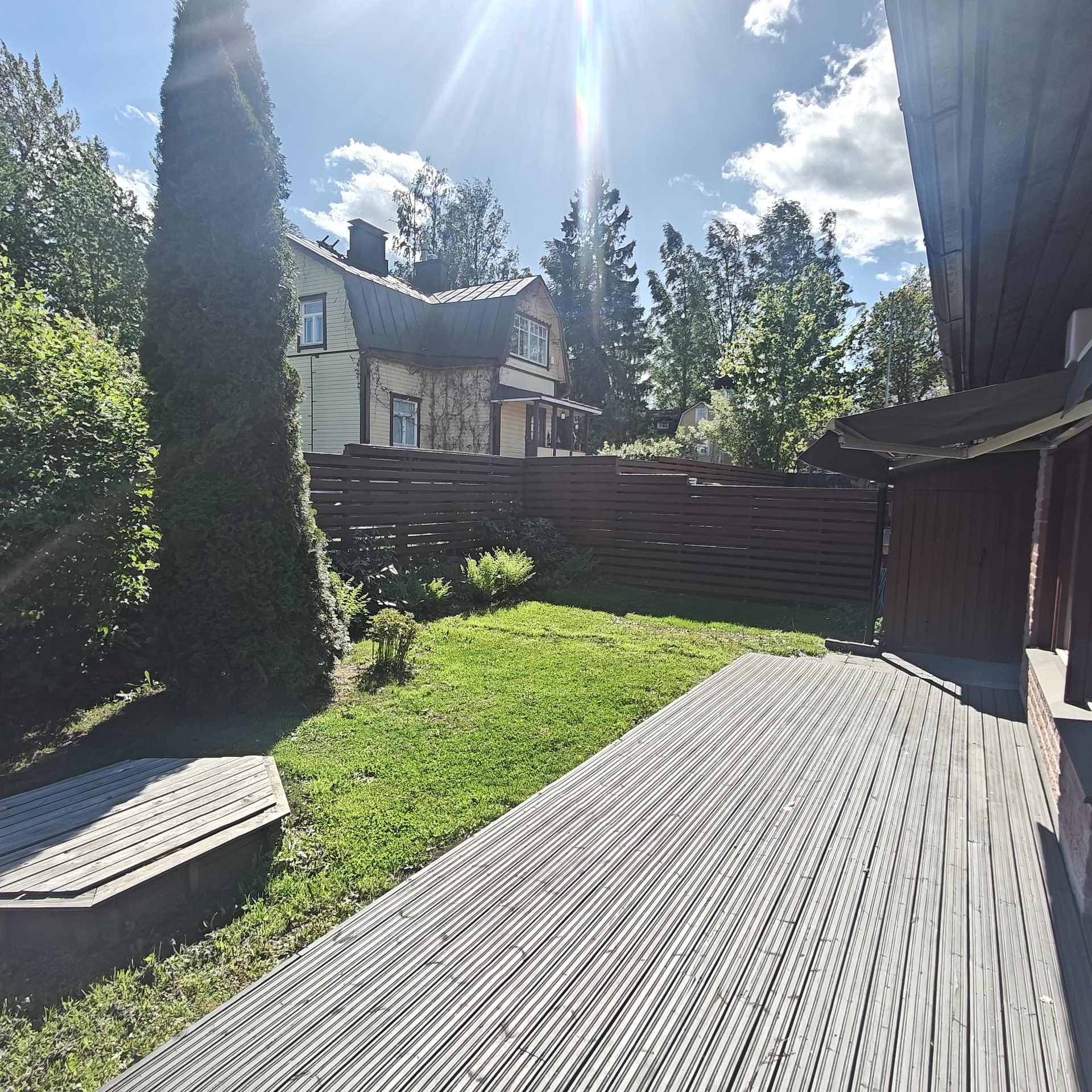 Läksyrinne 10, Puistola, Helsinki