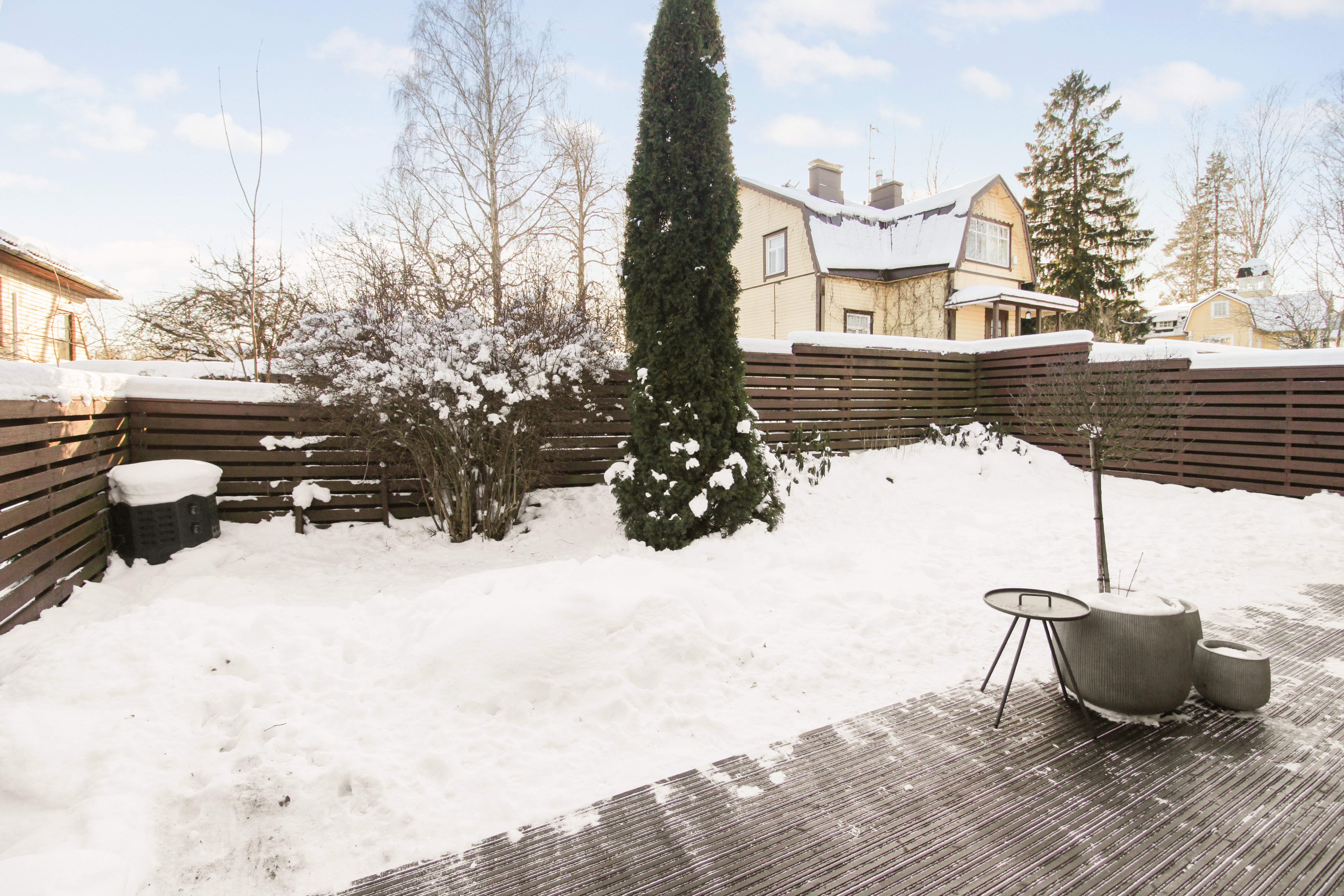 Läksyrinne 10, Puistola, Helsinki