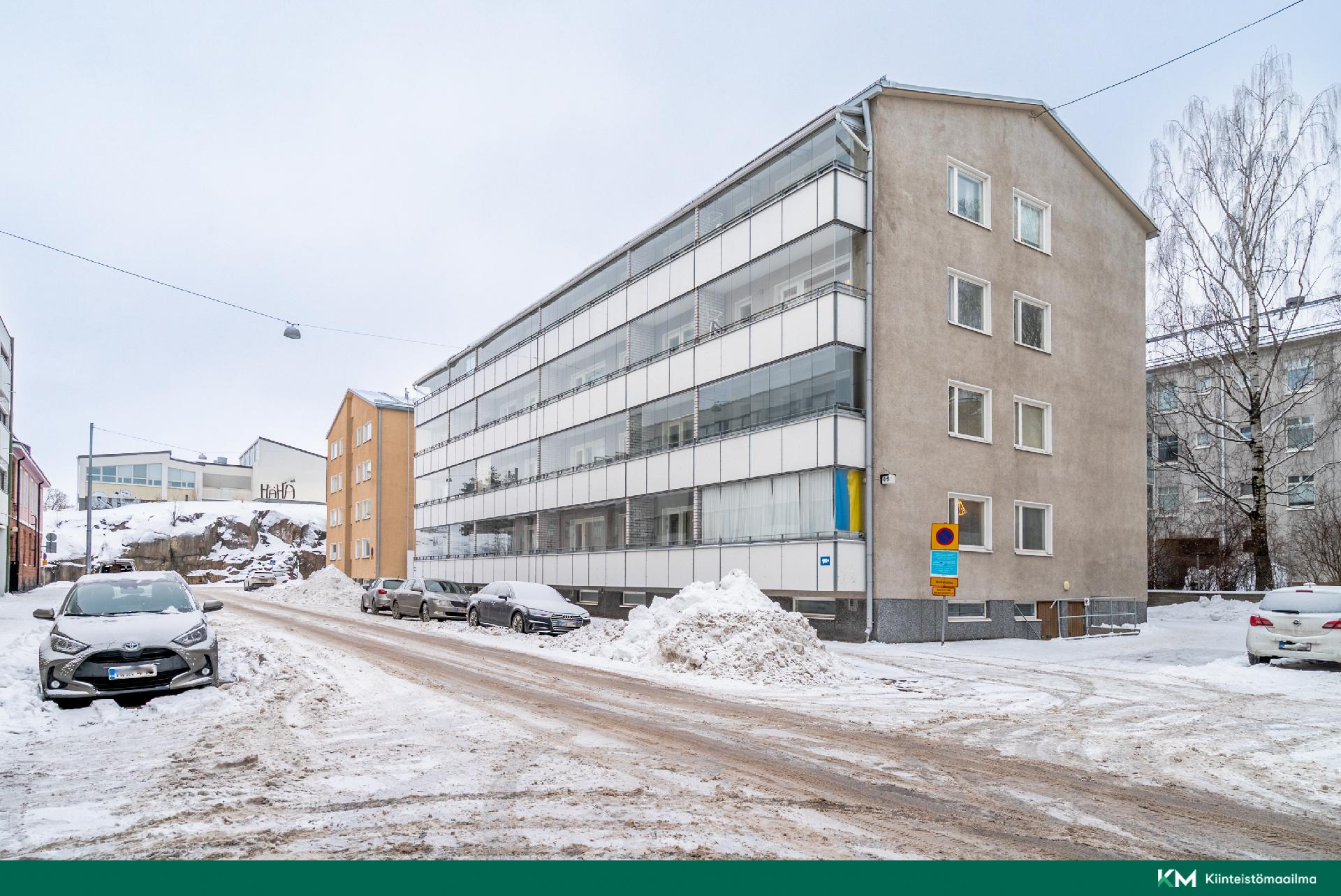 Julkisivu Inkoonkadulta Lintsin suuntaan