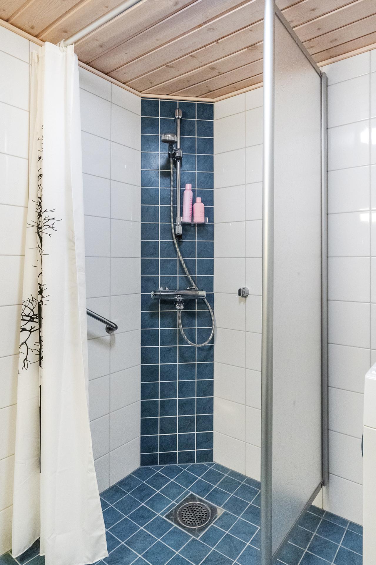 Porrassalmenkuja 6, Lentävänniemi, Tampere