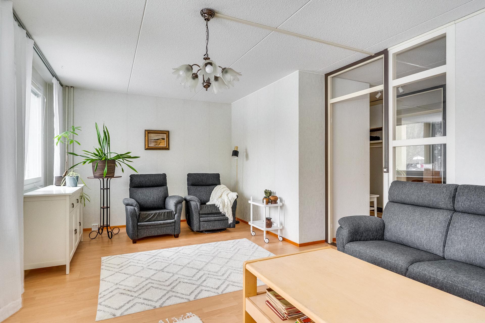 Porrassalmenkuja 6, Lentävänniemi, Tampere