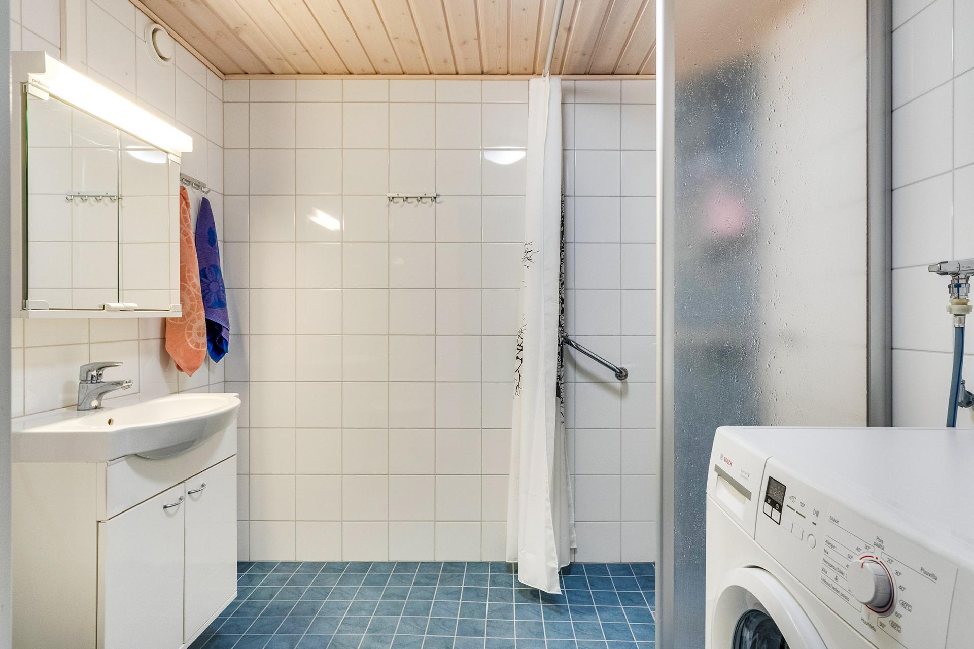 Porrassalmenkuja 6, Lentävänniemi, Tampere