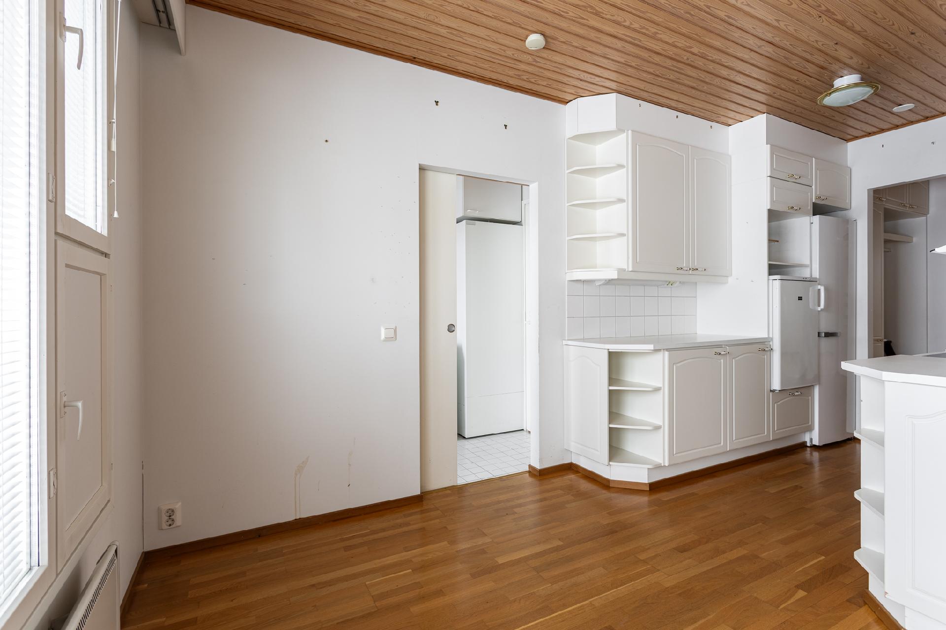 Keittiö/ruokailutila