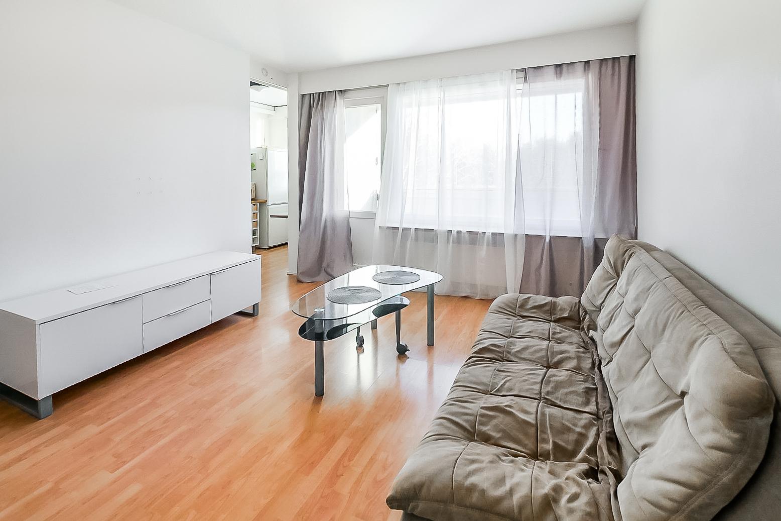 Kalteentie 4, Suurmetsä, Helsinki