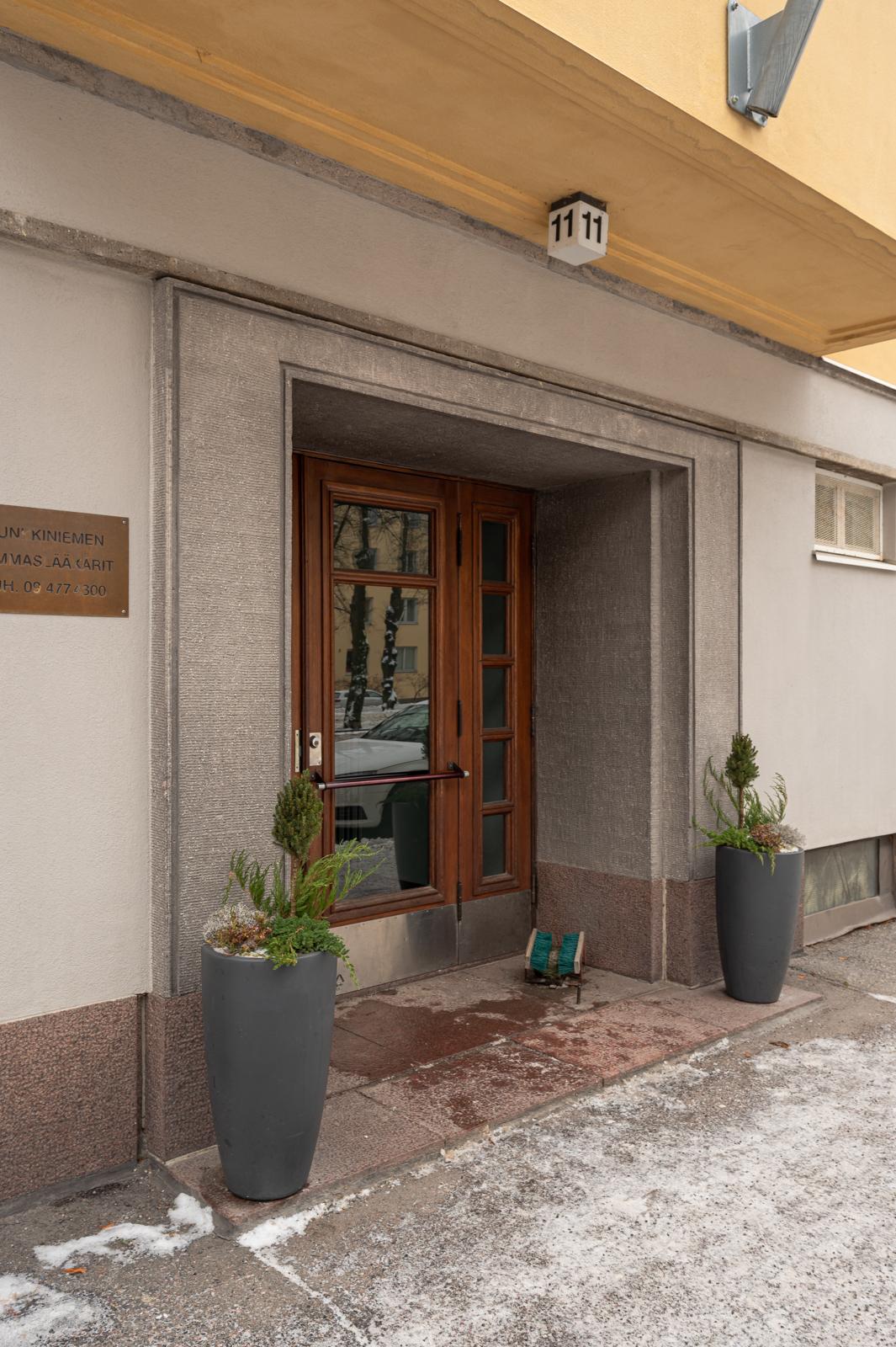 Munkkiniemen puistotie 11, Munkkiniemi, Helsinki