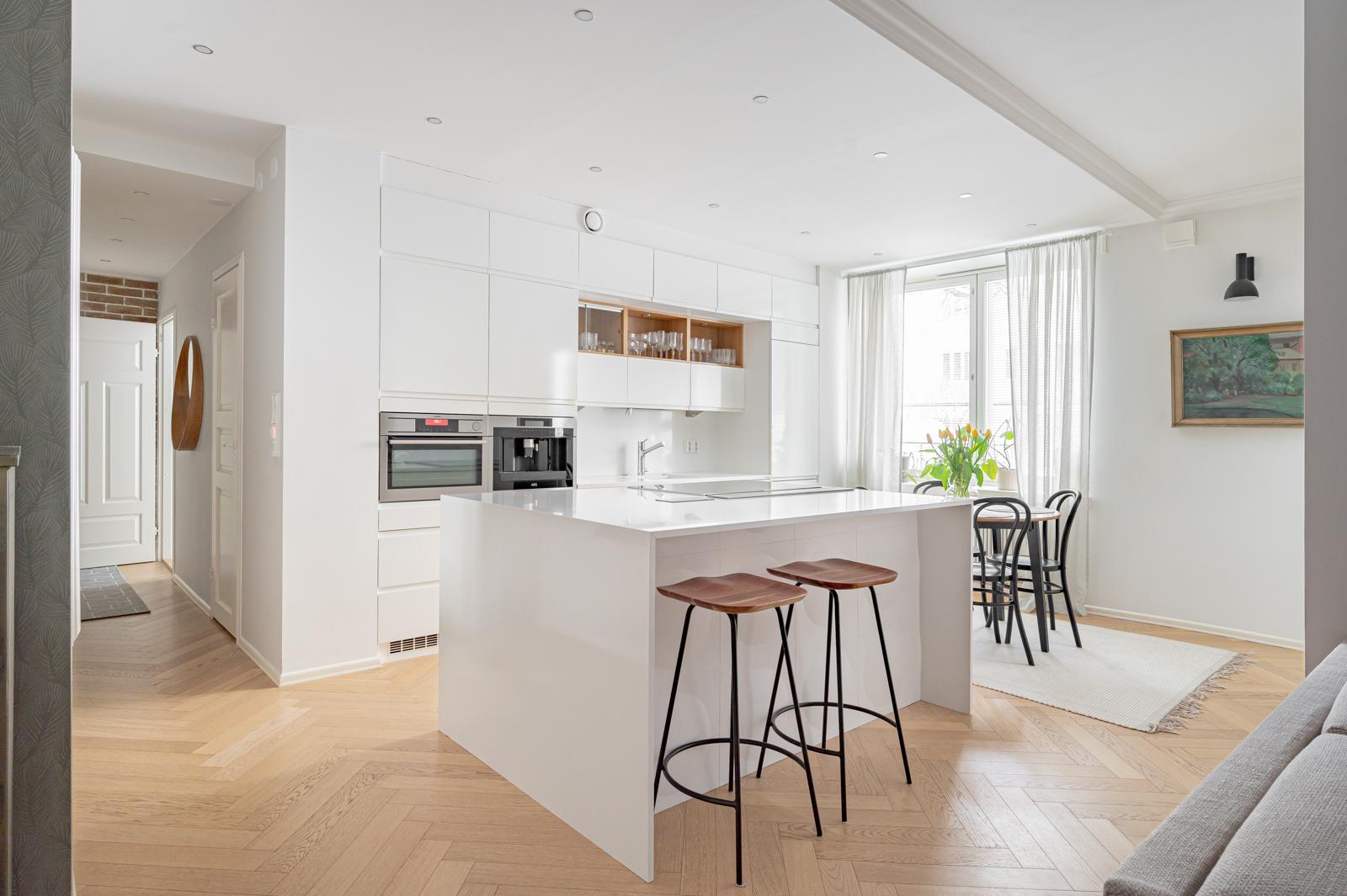 Munkkiniemen puistotie 11, Munkkiniemi, Helsinki