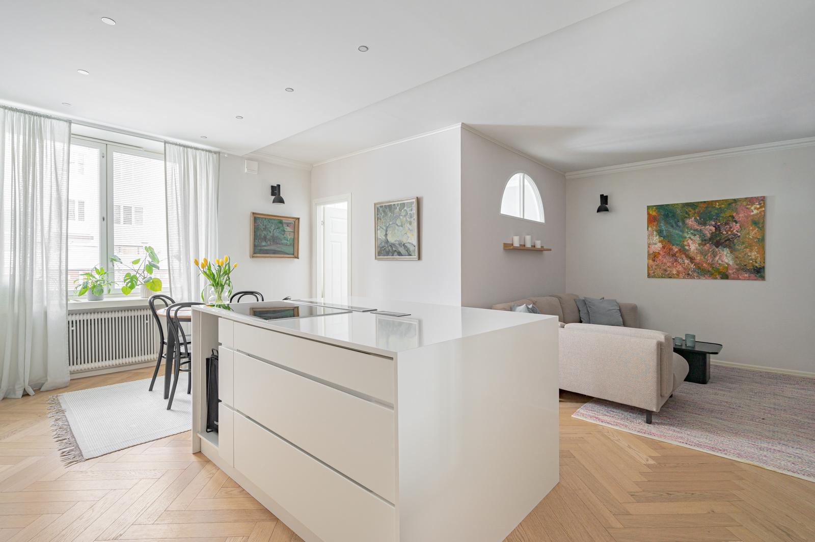 Munkkiniemen puistotie 11, Munkkiniemi, Helsinki