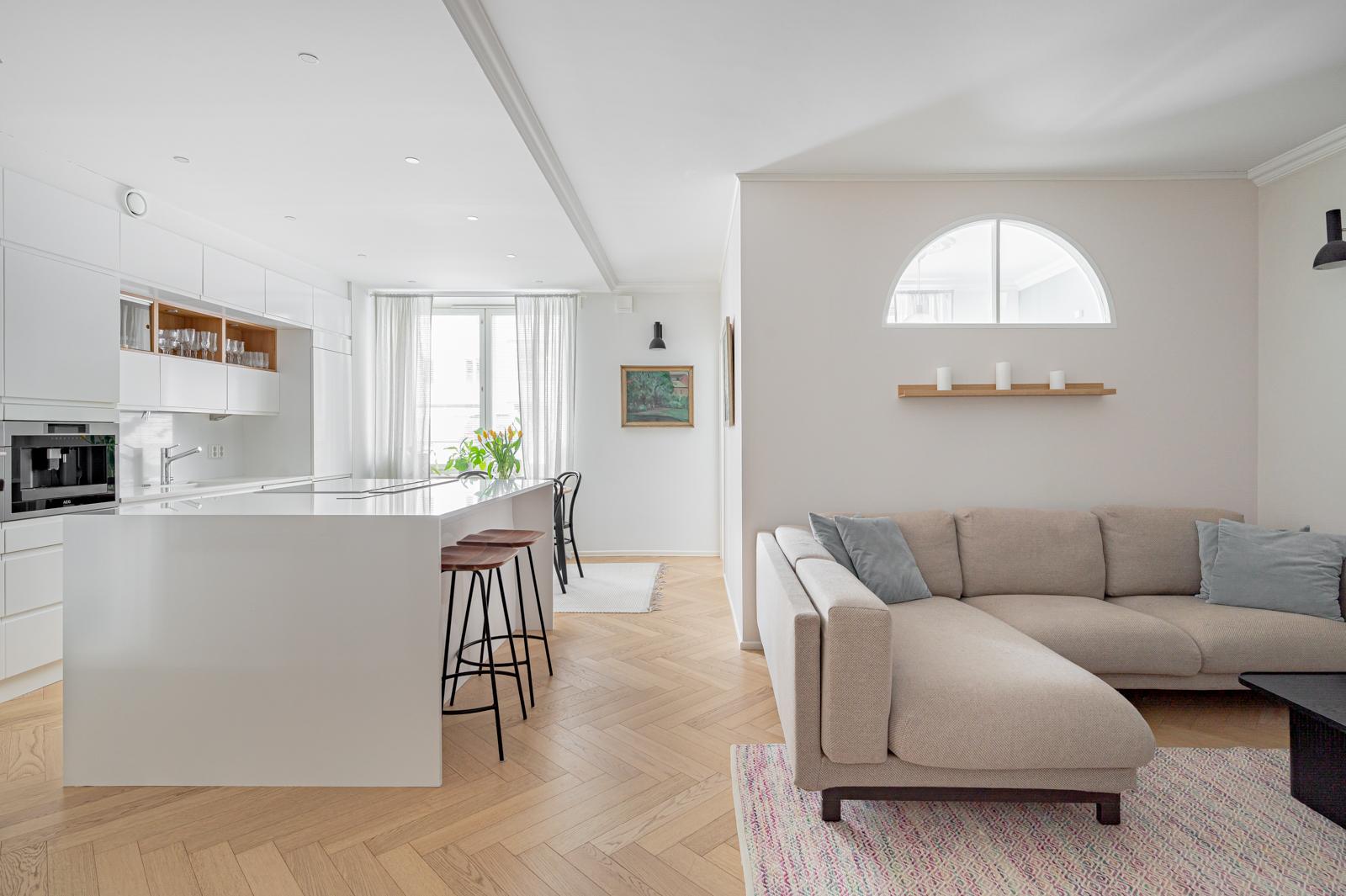 Munkkiniemen puistotie 11, Munkkiniemi, Helsinki