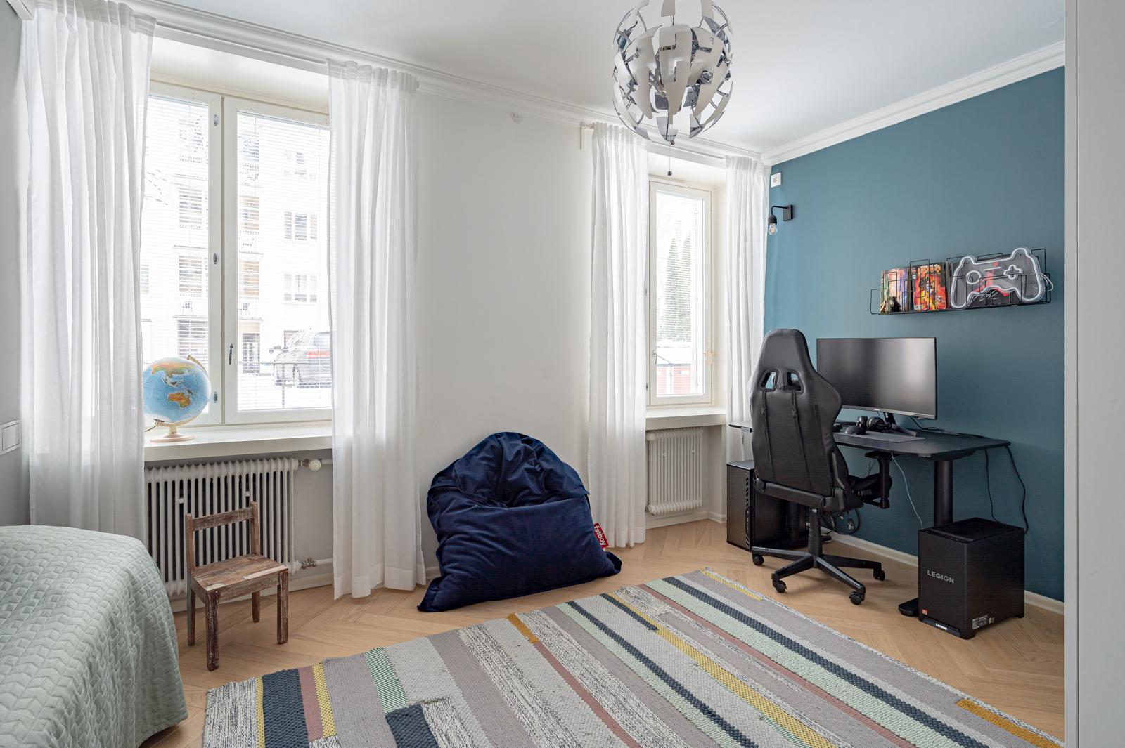 Munkkiniemen puistotie 11, Munkkiniemi, Helsinki