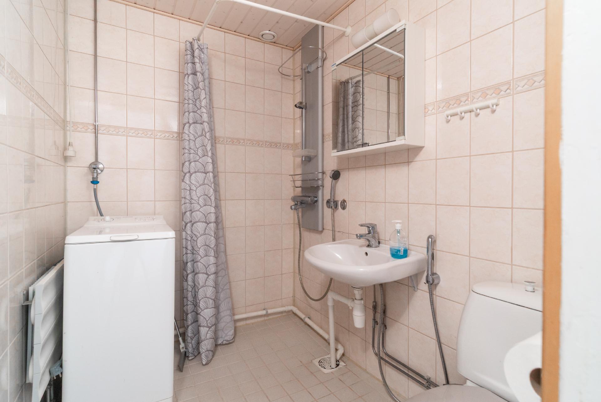 Uljaantie 2-4, Kinkomaa, Muurame