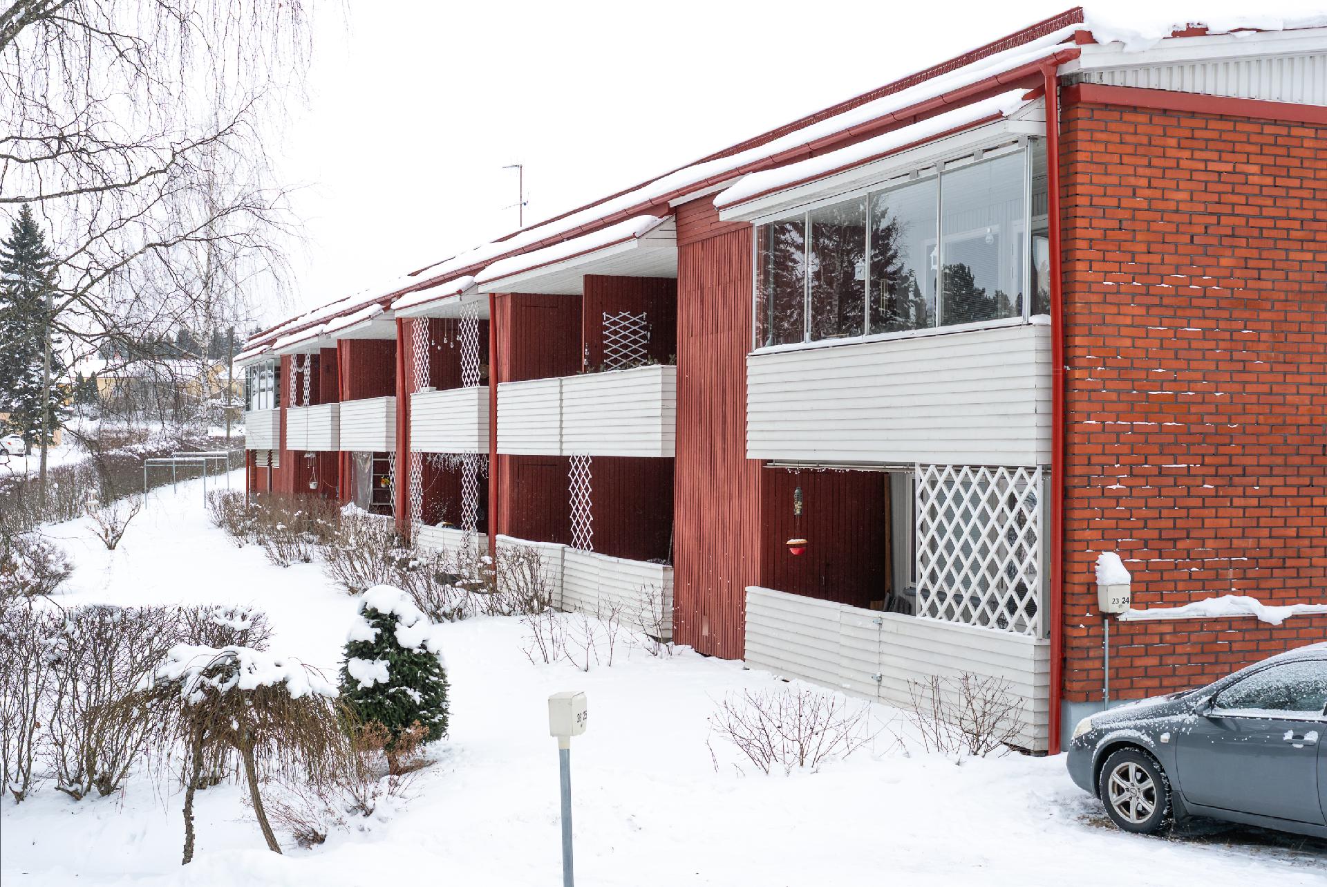 Uljaantie 2-4, Kinkomaa, Muurame