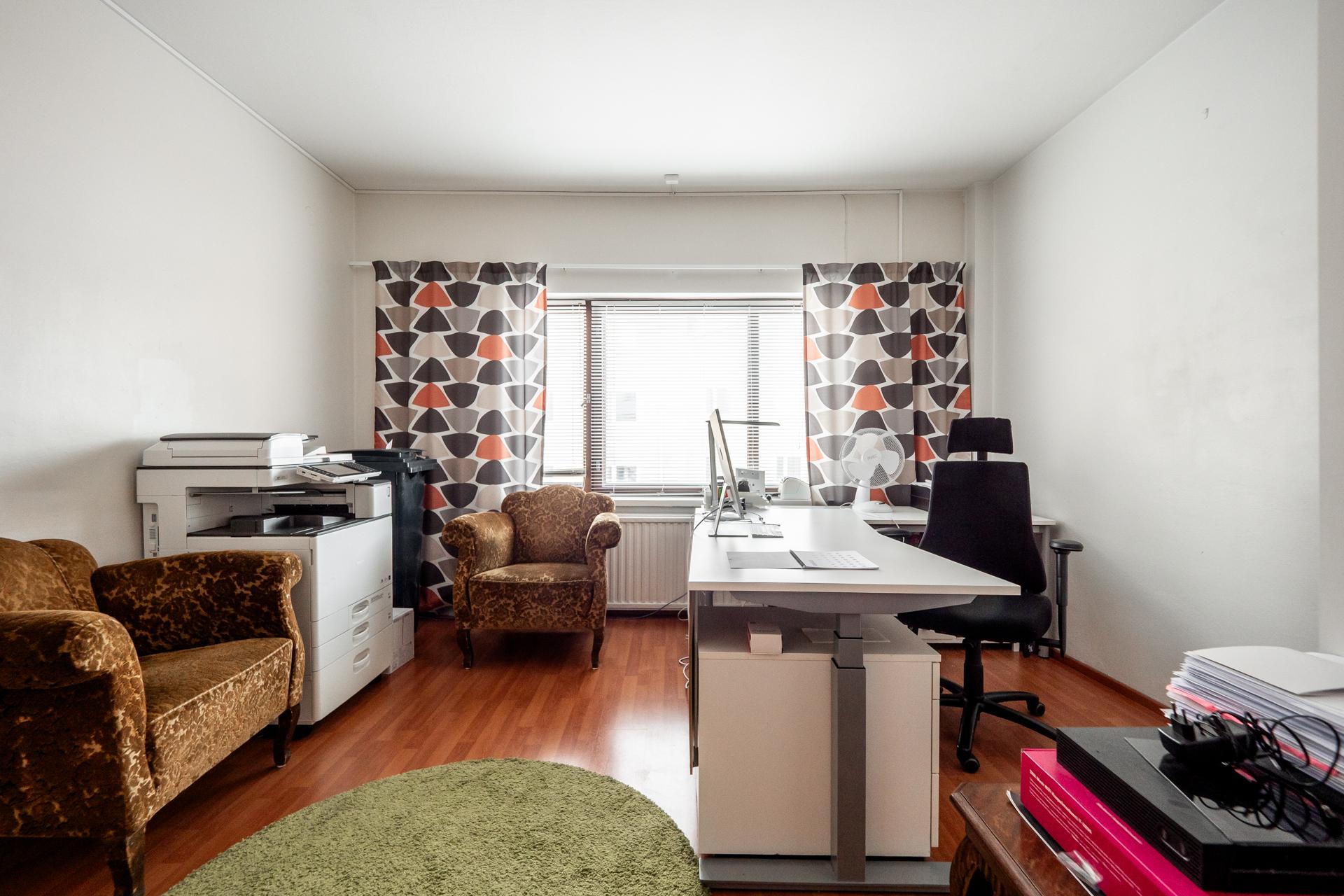 Uusikatu 8, Keskusta, Oulu