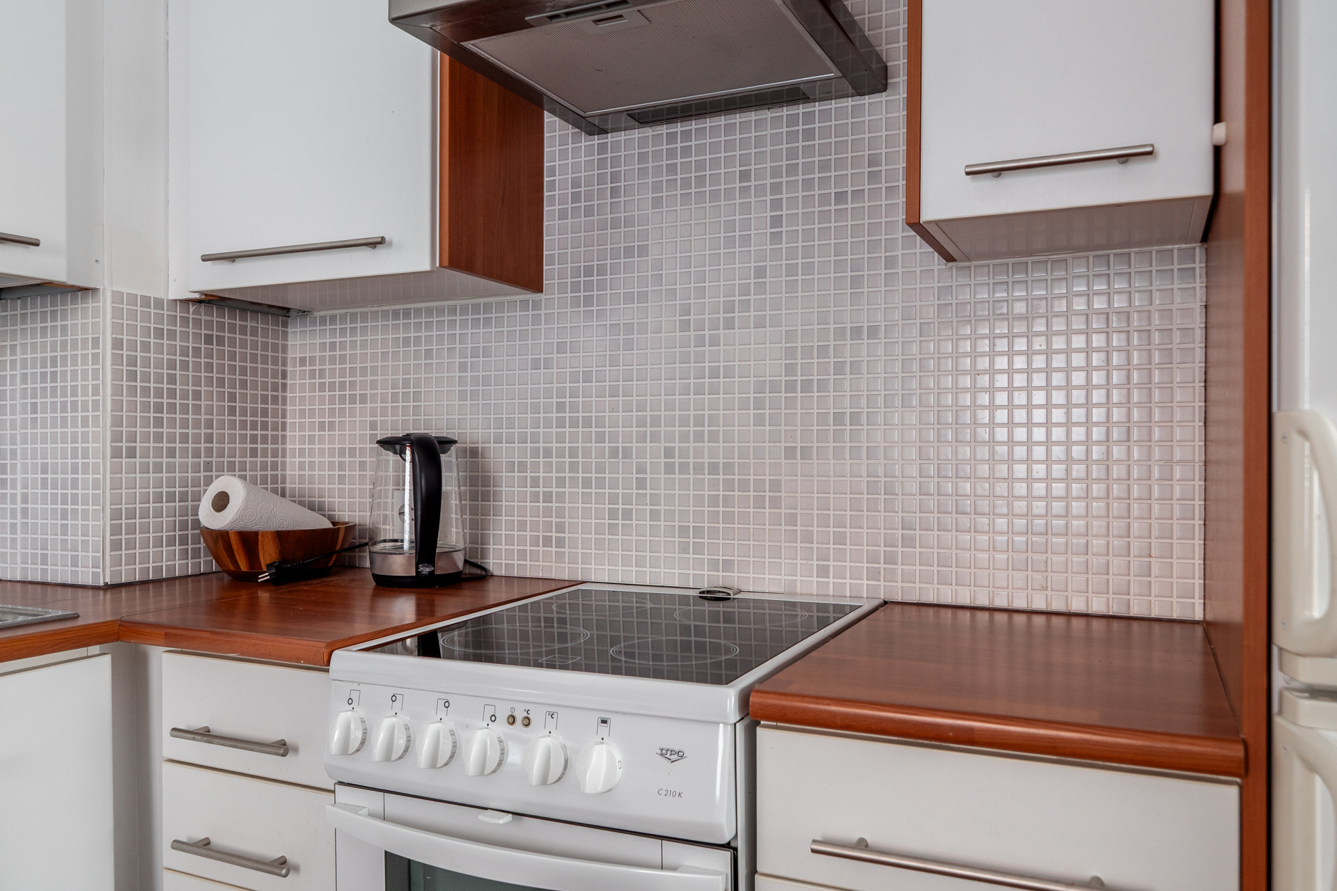 Uusikatu 8, Keskusta, Oulu