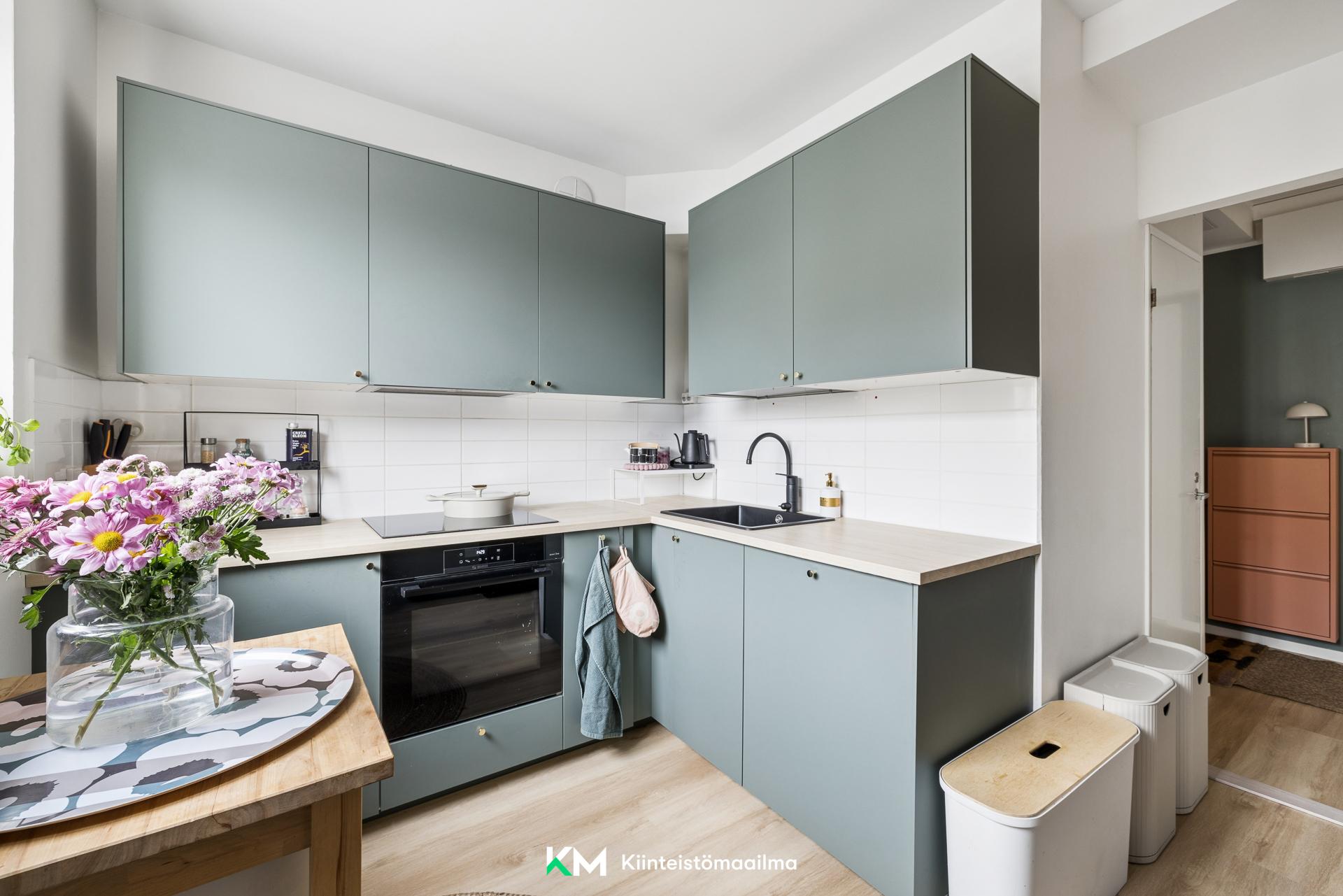 Orapihlajatie 10, Etelä-Haaga, Helsinki