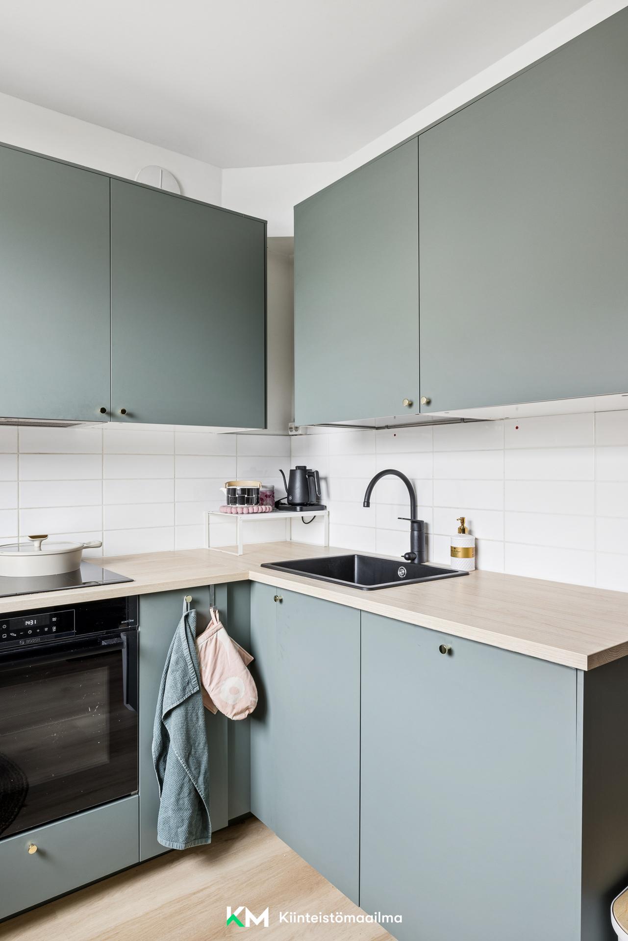 Orapihlajatie 10, Etelä-Haaga, Helsinki