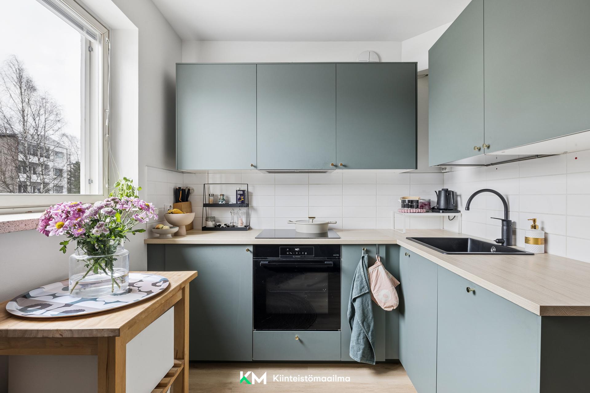 Orapihlajatie 10, Etelä-Haaga, Helsinki