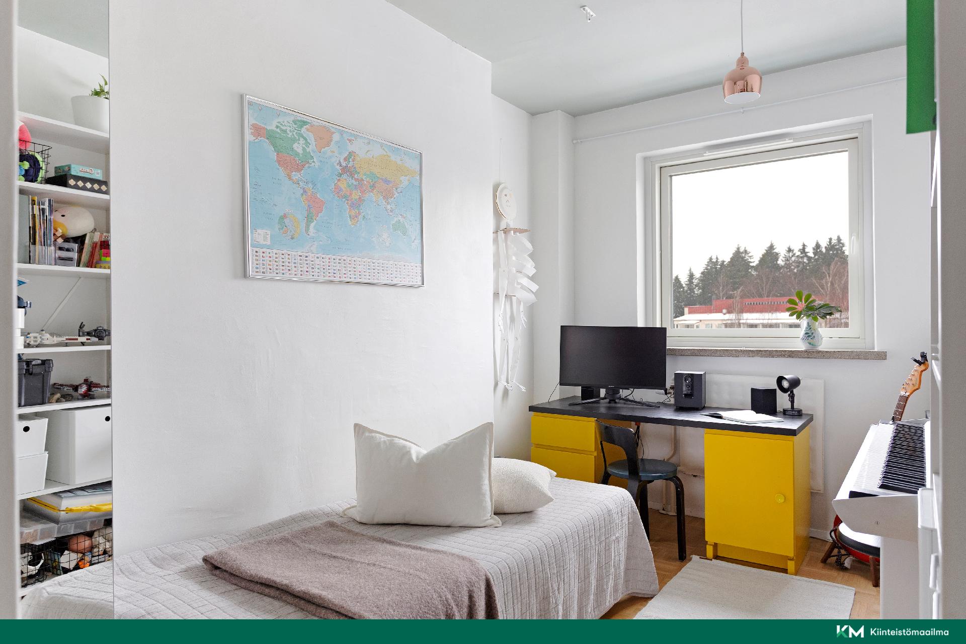 Rakuunantie 18, Munkkiniemi, Helsinki