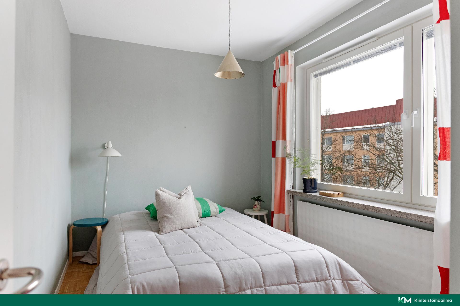 Rakuunantie 18, Munkkiniemi, Helsinki