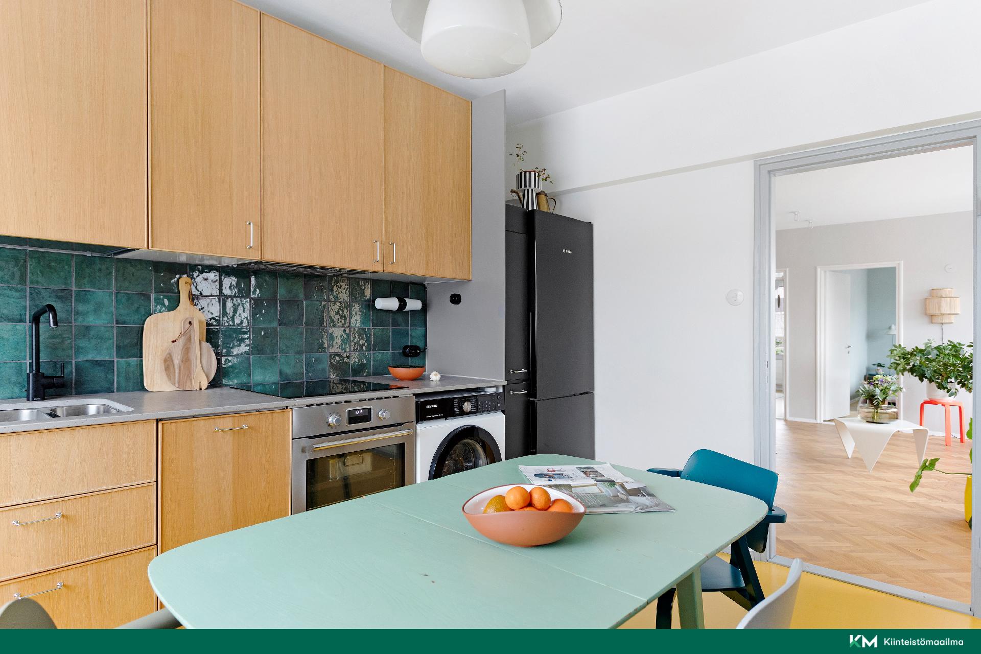 Rakuunantie 18, Munkkiniemi, Helsinki