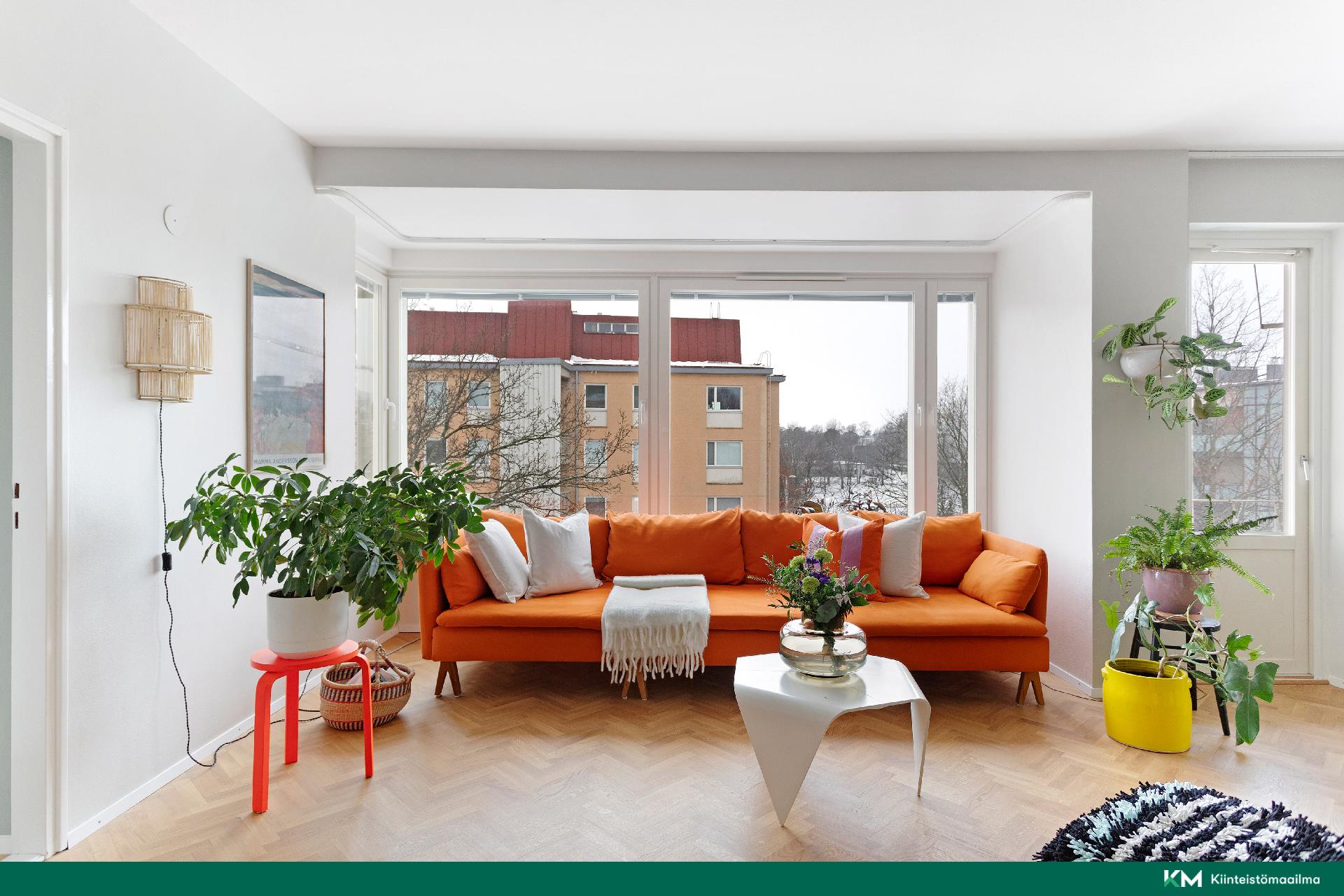 Rakuunantie 18, Munkkiniemi, Helsinki