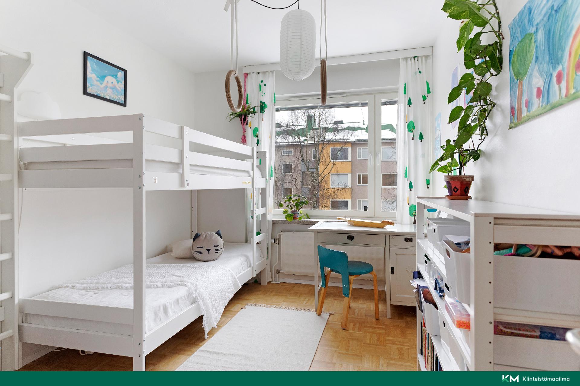 Rakuunantie 18, Munkkiniemi, Helsinki