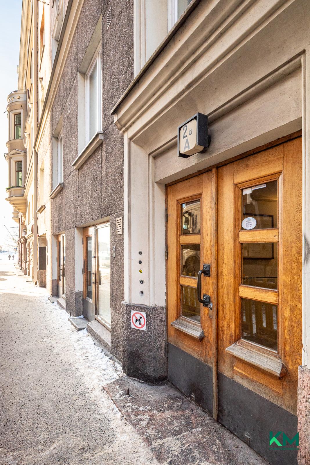 Neitsytpolku 2b, Ullanlinna, Helsinki