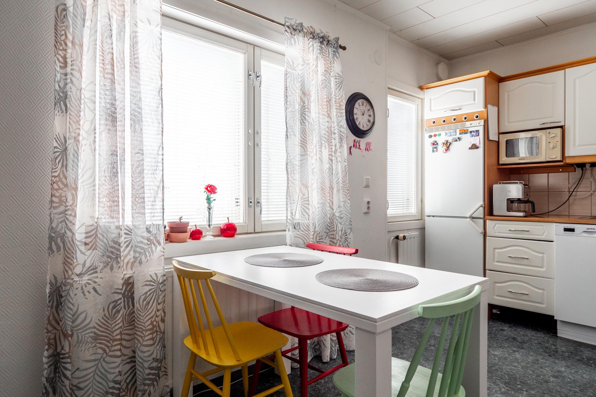 Hiirosentie 52, Karjasilta, Oulu