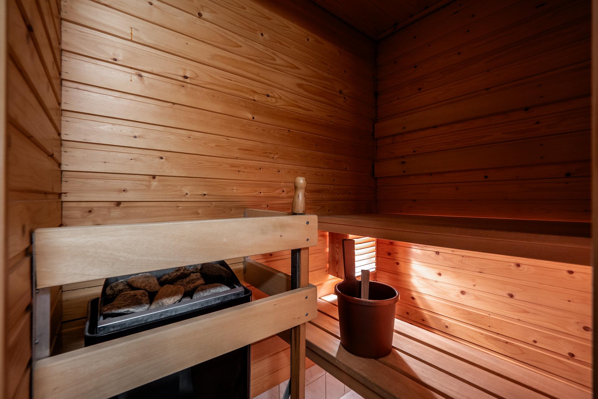 Hiirosentie 52, Karjasilta, Oulu