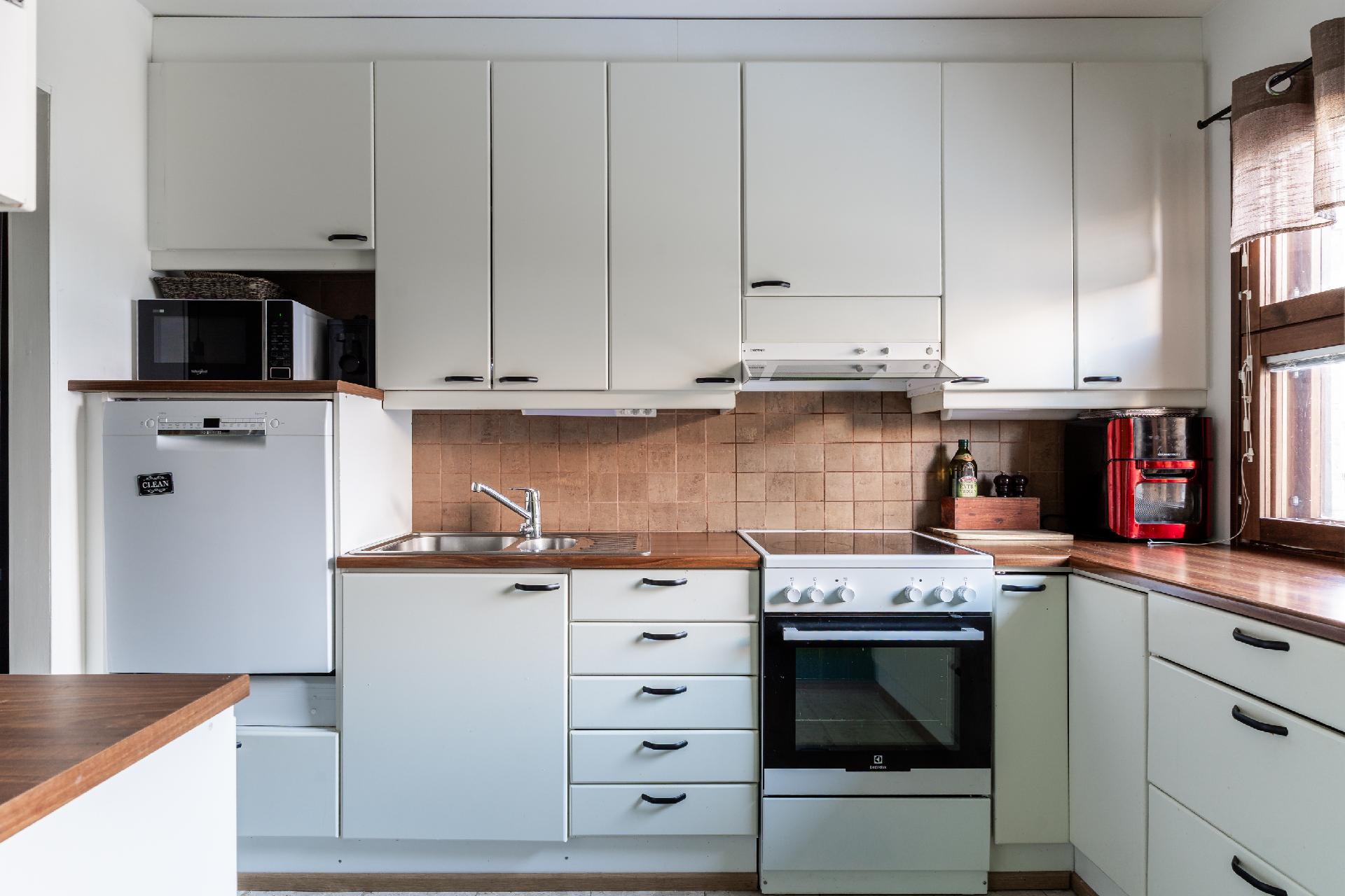 Peräsintie 6, Vuosaari, Helsinki