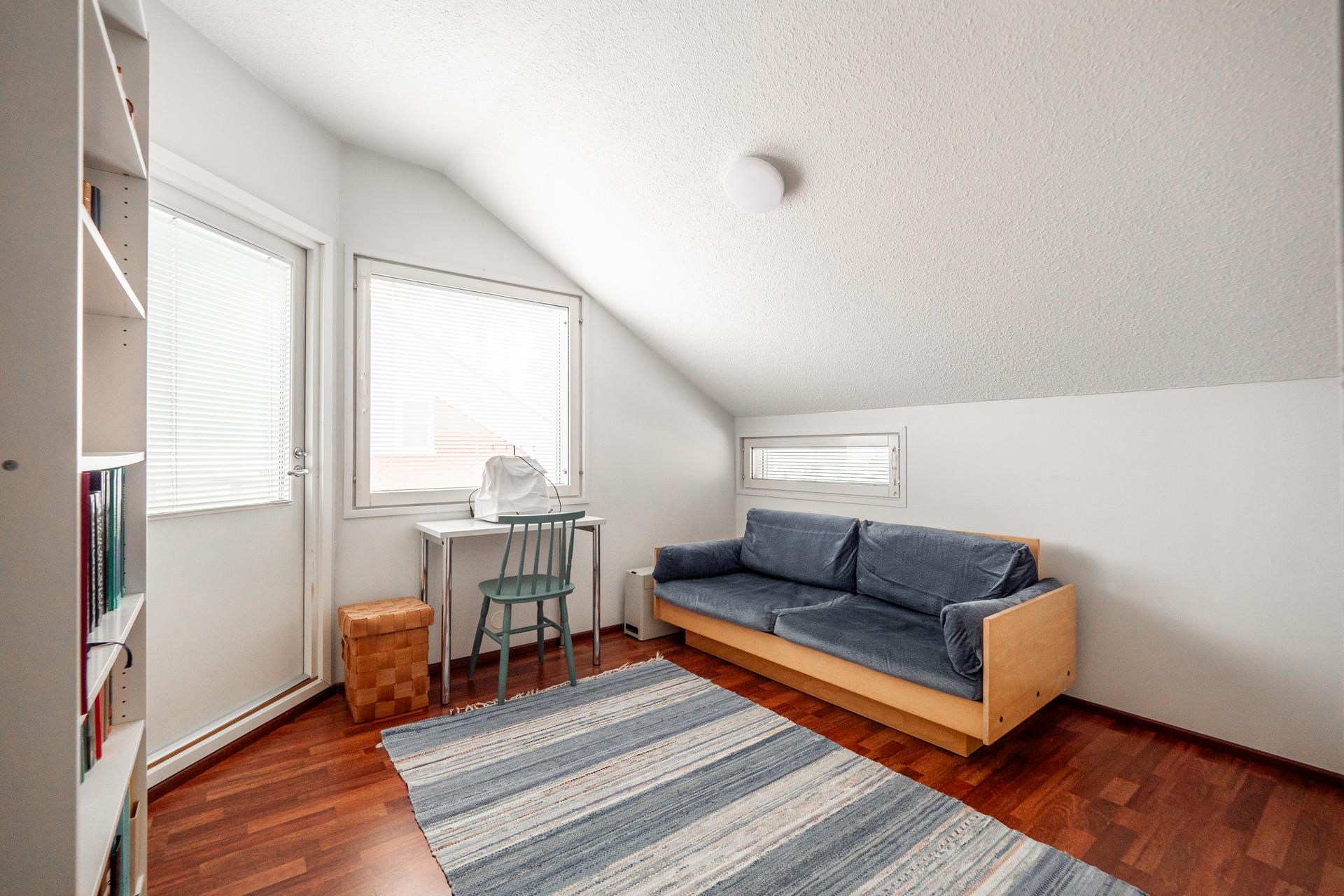 Närhintie 7, Ranta-Kastelli, Oulu