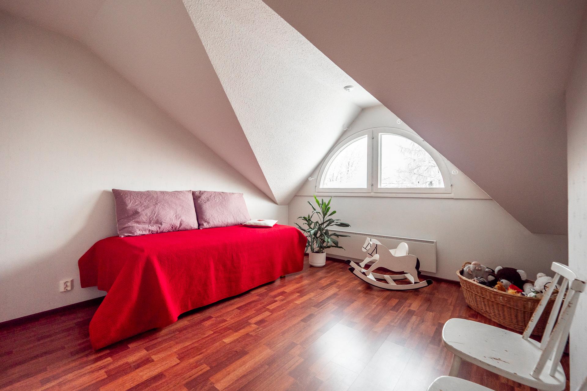 Närhintie 7, Ranta-Kastelli, Oulu