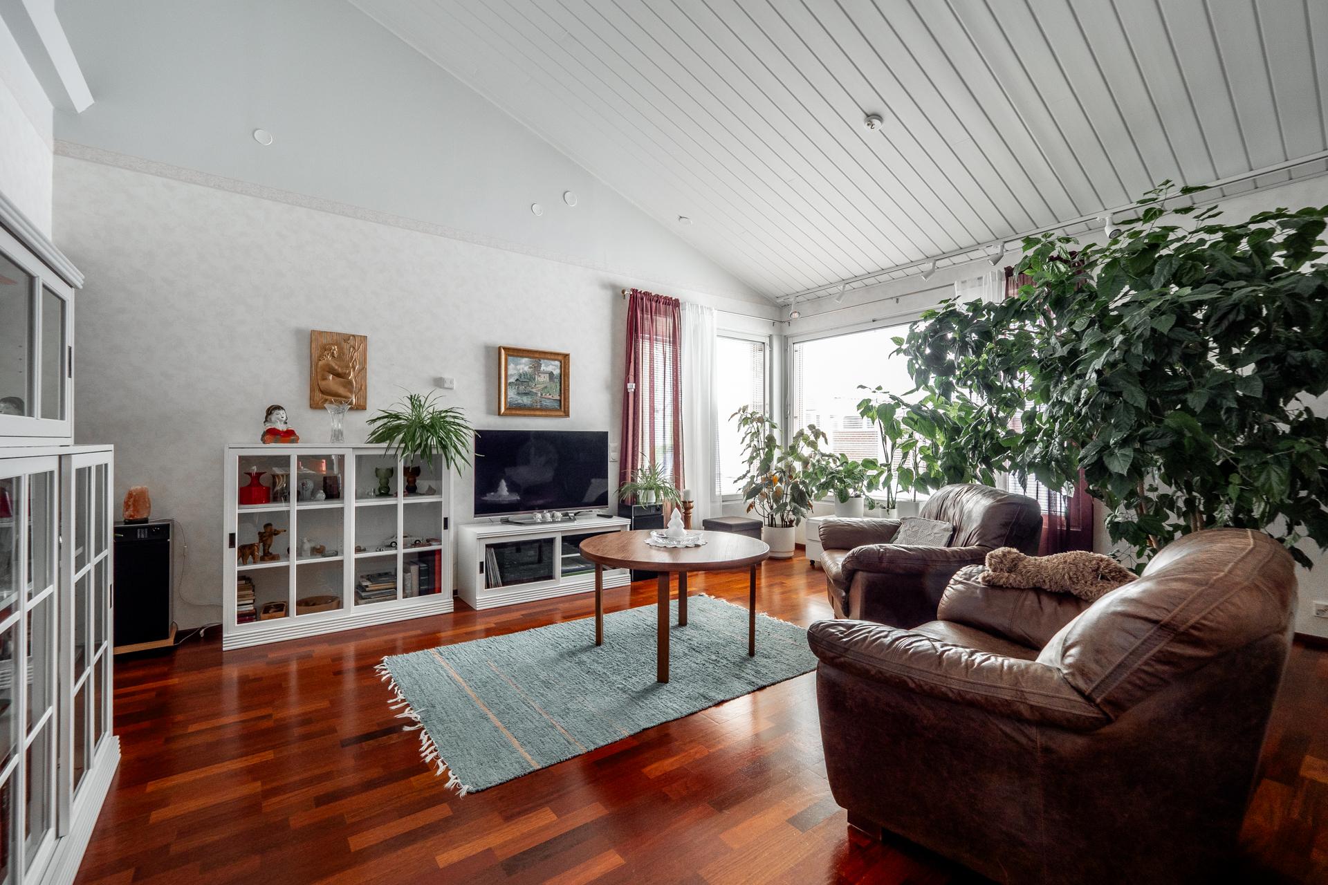 Närhintie 7, Ranta-Kastelli, Oulu