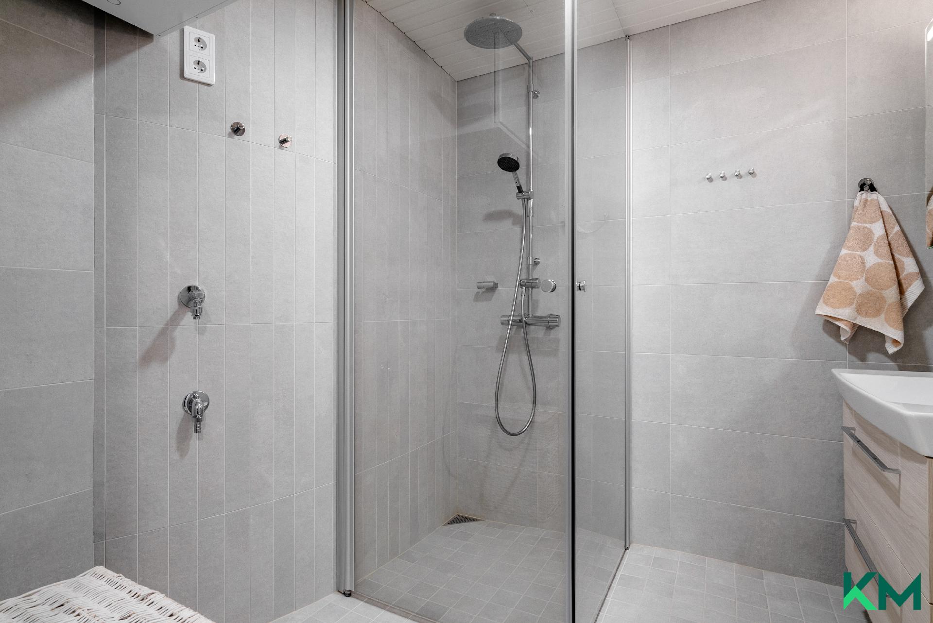 Ahertajankuja 2, Tapiola, Espoo