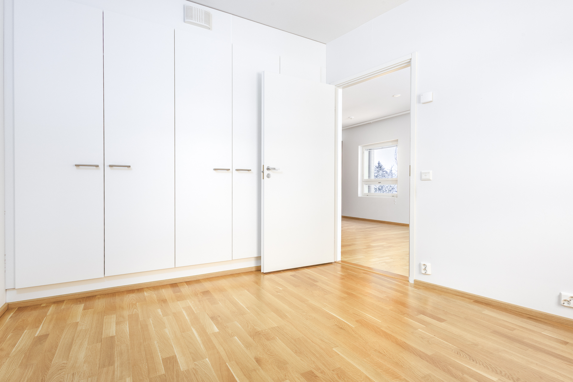 Makuuhuoneen kaapistot